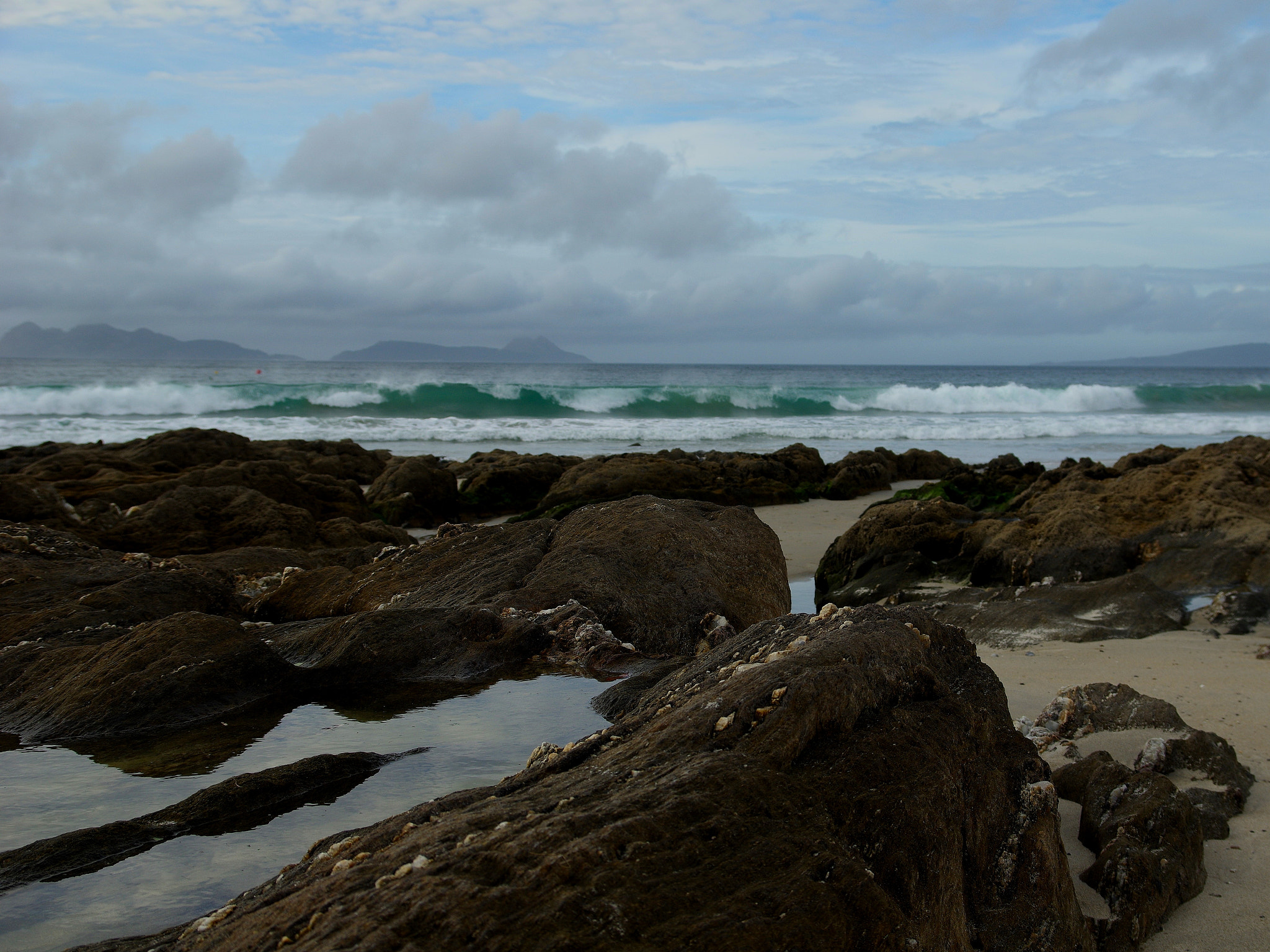 Pentax K-3 + Sigma 17-70mm F2.8-4 DC Macro OS HSM sample photo. The wave photography