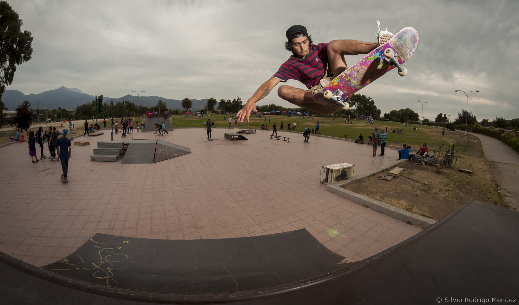 Nikon D5000 + Samyang 8mm F3.5 Aspherical IF MC Fisheye sample photo. Rafael galaz - ollie to fakie photography