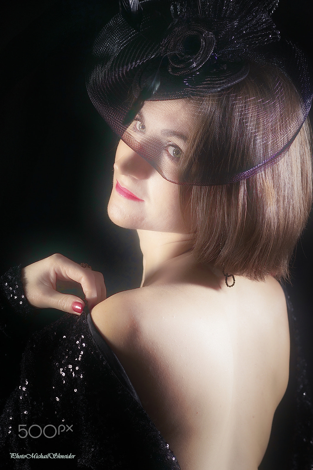 Sony Planar T* 85mm F1.4 ZA sample photo. Retro style *5 photography