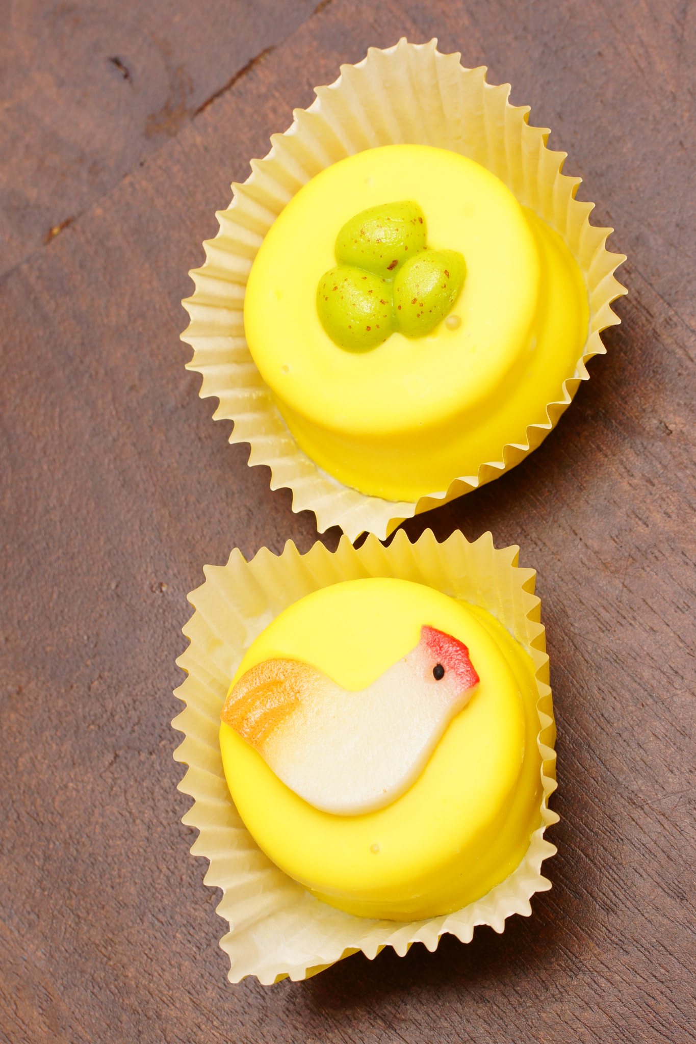 Sony SLT-A77 + Tamron Lens (255) sample photo. Easter petit fours photography