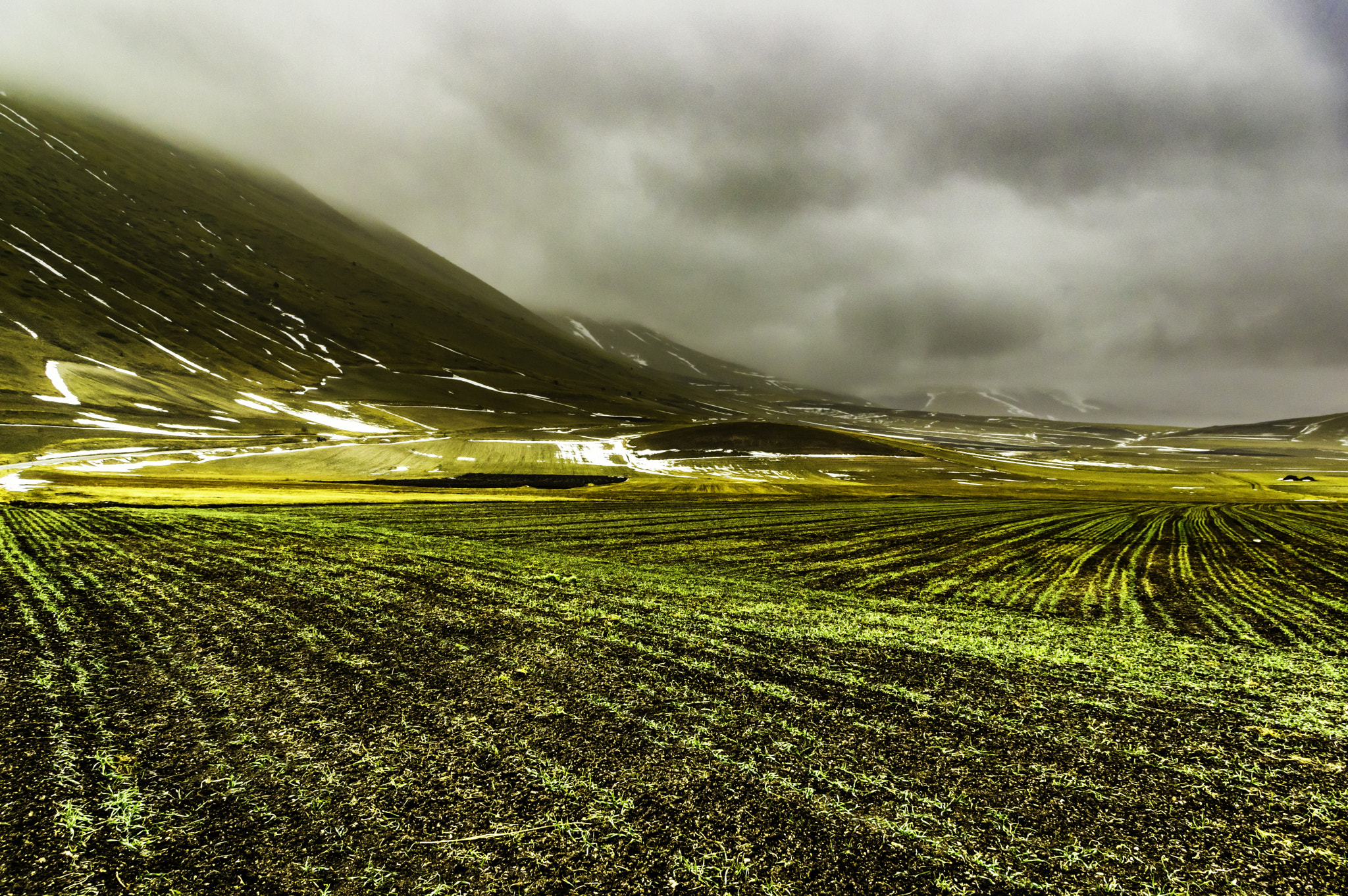 Pentax K-3 + smc PENTAX-DA L 18-50mm F4-5.6 DC WR RE sample photo. Castelluccio di norcia photography