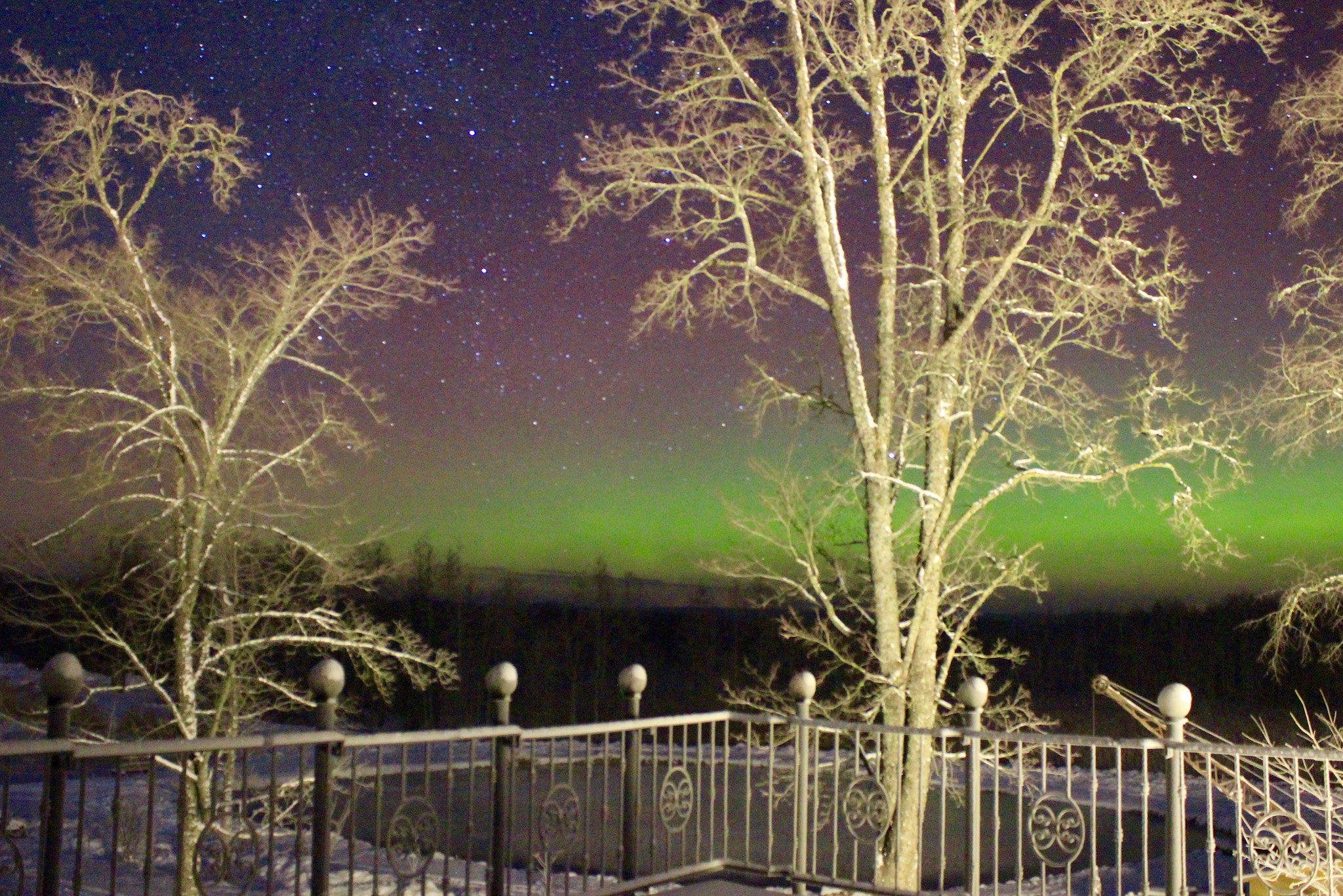 Canon EF-S 18-55mm F3.5-5.6 III sample photo. Aurora borealis photography