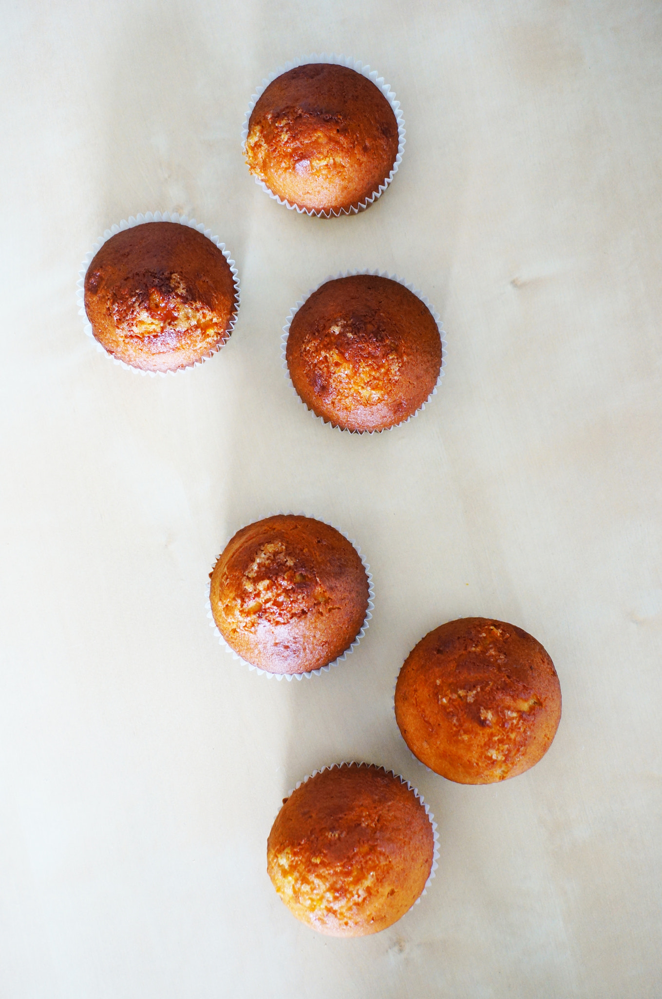 Sony E 16-50mm F3.5-5.6 PZ OSS sample photo. Fresh muffins photography