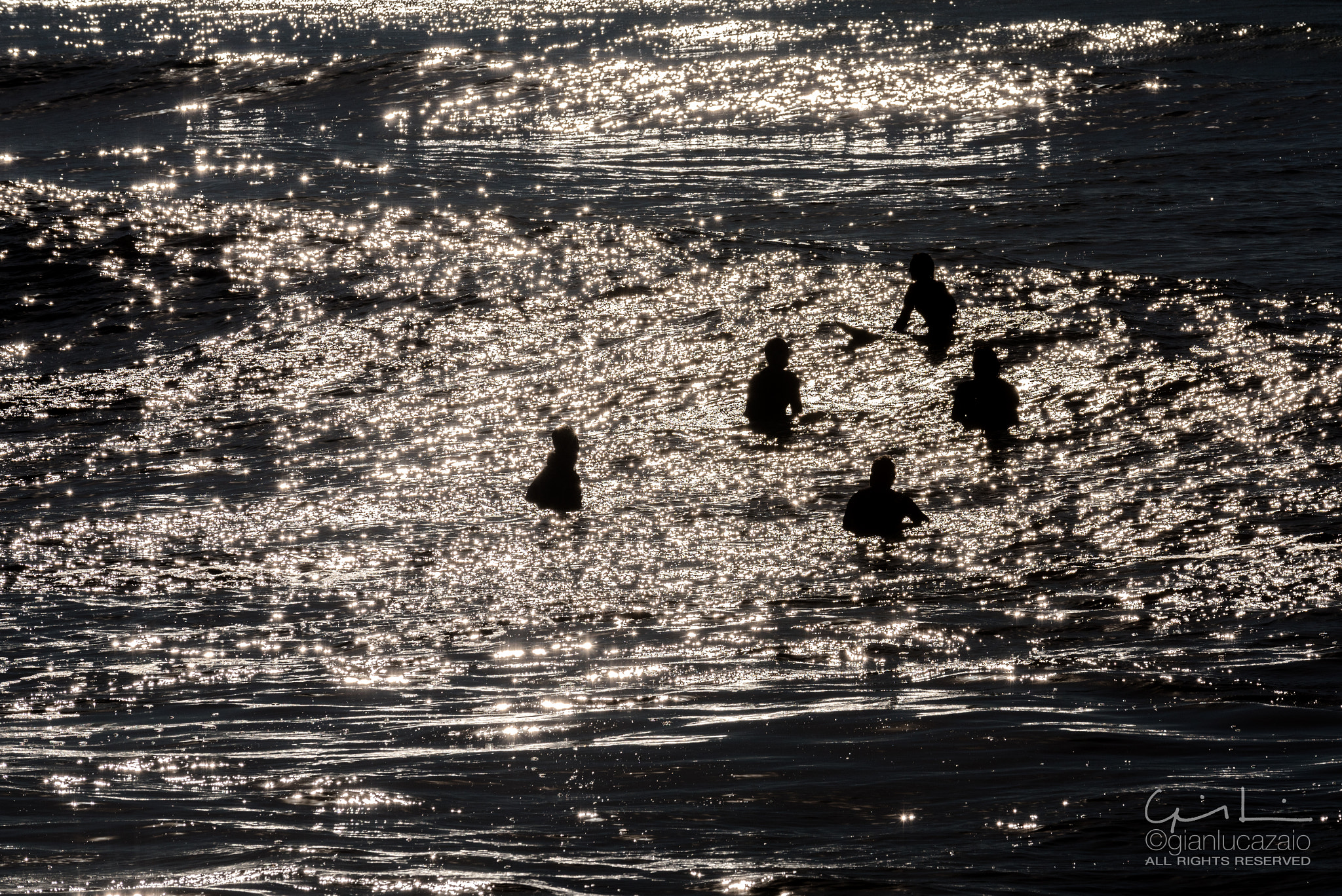 AF-S Zoom-Nikkor 80-200mm f/2.8D IF-ED sample photo. Surfers photography
