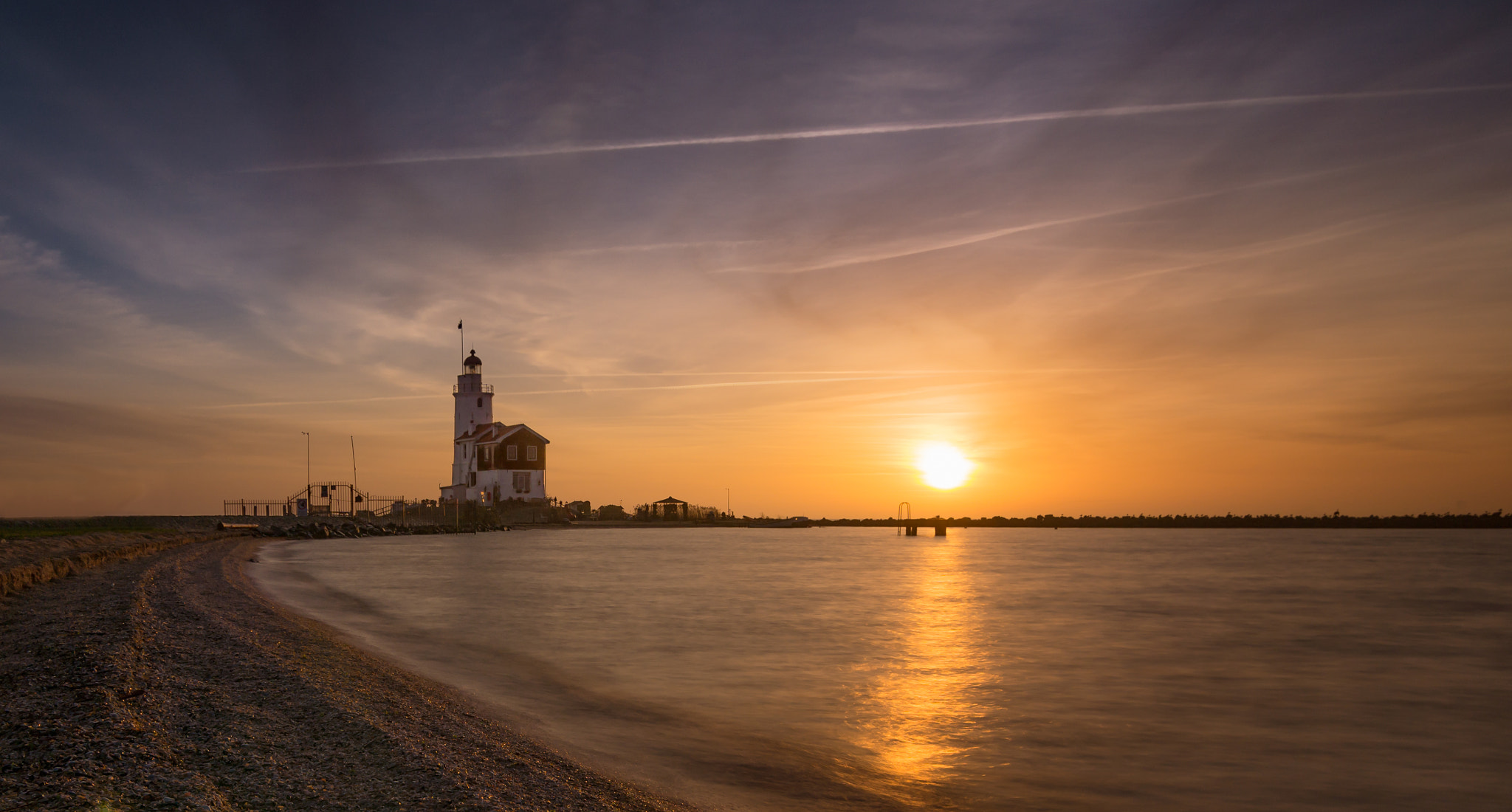 Sony a6000 + DT 0mm F0 SAM sample photo. Lighthouse in early morning photography