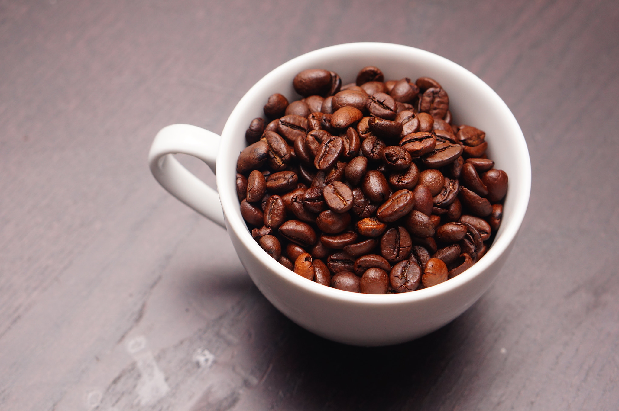 Sony Alpha NEX-6 + Sony E 50mm F1.8 OSS sample photo. Coffee beans photography
