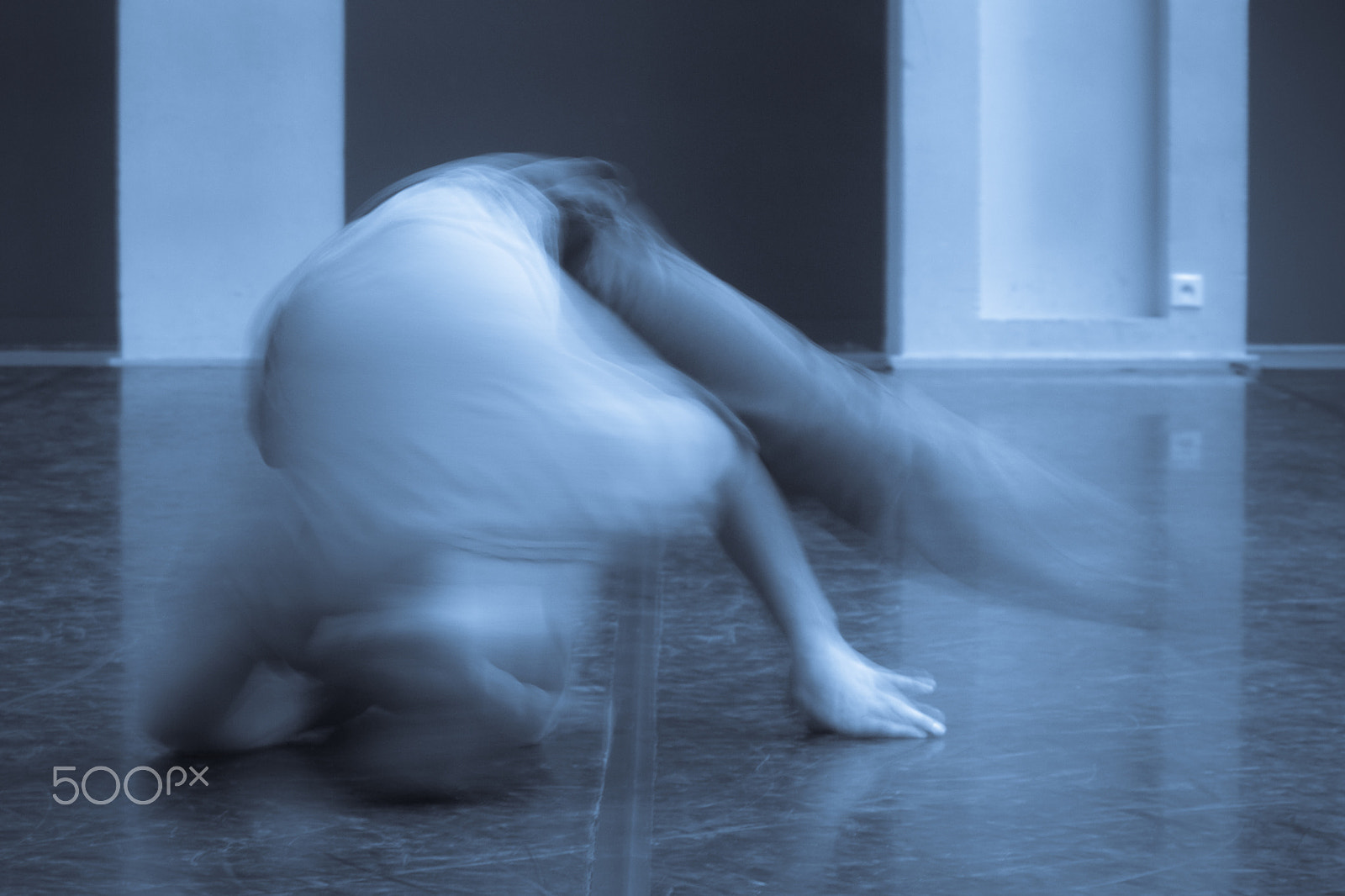 Canon EF 55-200mm F4.5-5.6 II USM sample photo. Dance and movement photography