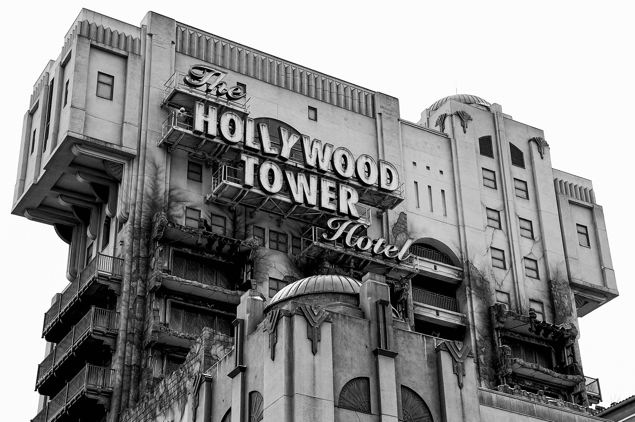 Nikon D50 sample photo. Hollywood tower hotel photography
