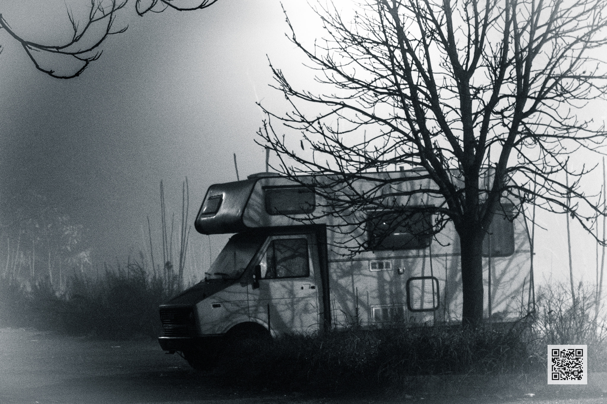 Nikon 1 V2 sample photo. Untitled (caravan) photography