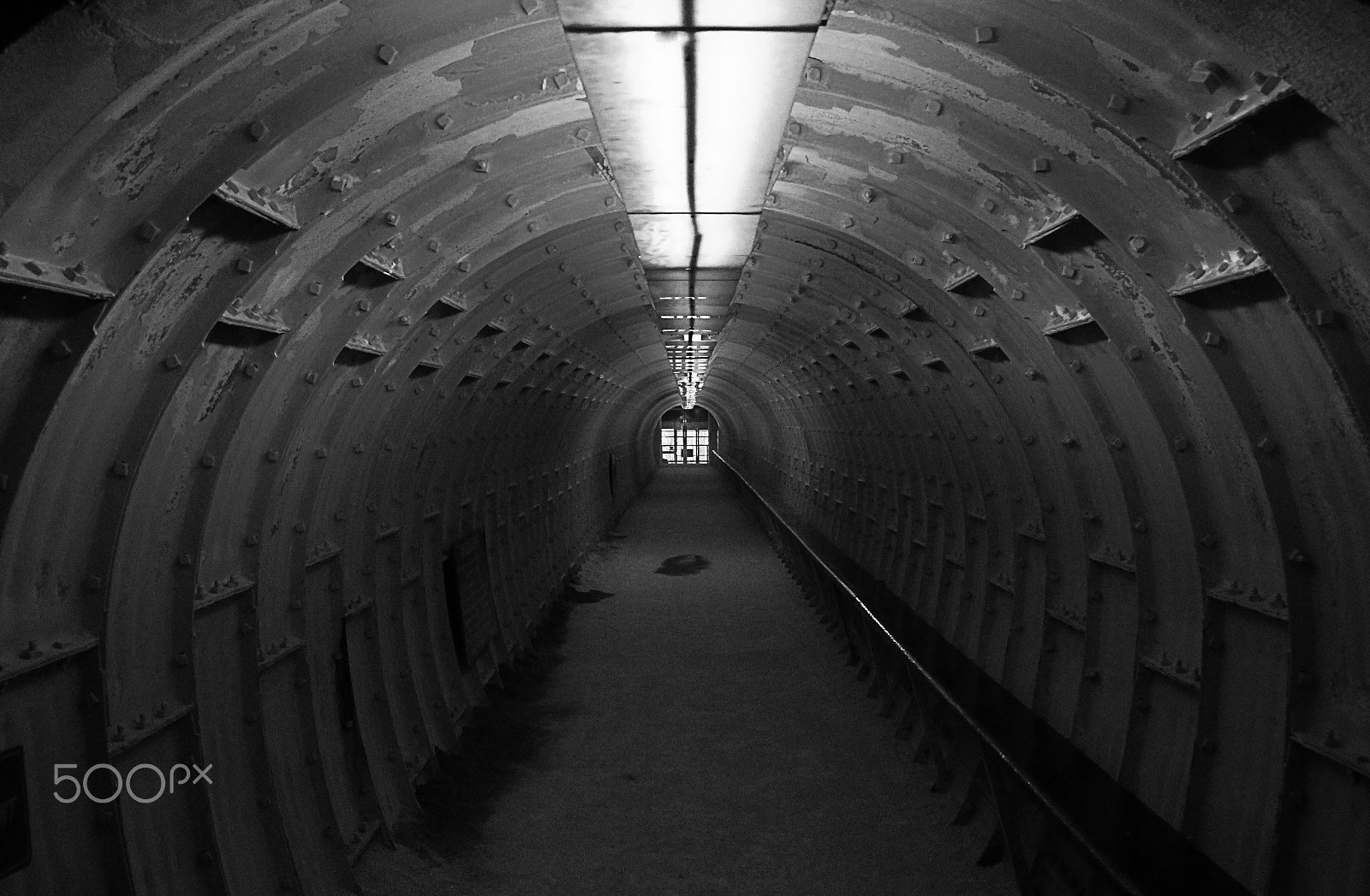 Canon EOS 700D (EOS Rebel T5i / EOS Kiss X7i) + Tamron AF 18-250mm F3.5-6.3 Di II LD Aspherical (IF) Macro sample photo. Light at the end of the tunnel photography