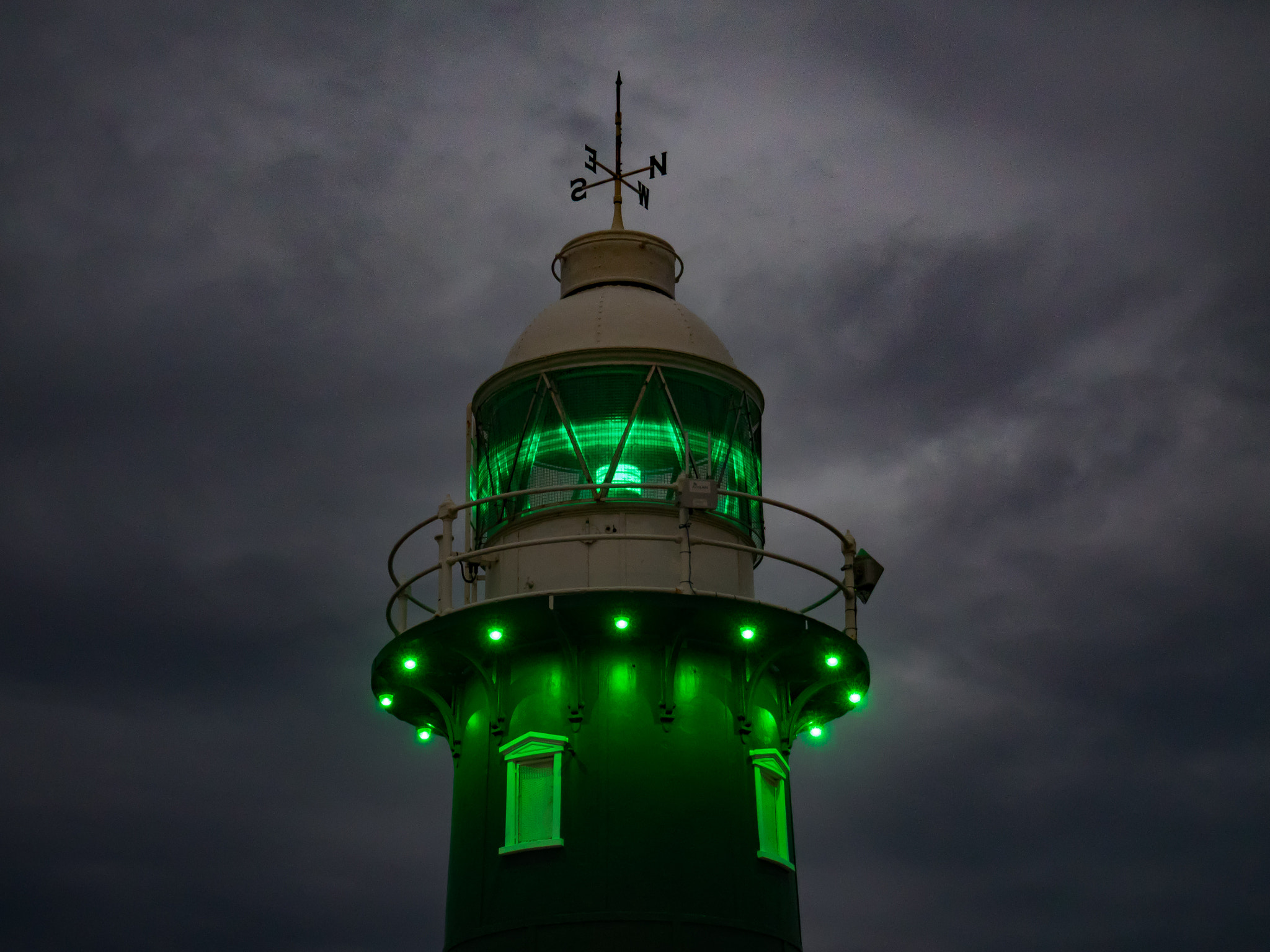 Olympus M.Zuiko Digital 14-42mm F3.5-5.6 II R sample photo. South mole lighthouse photography