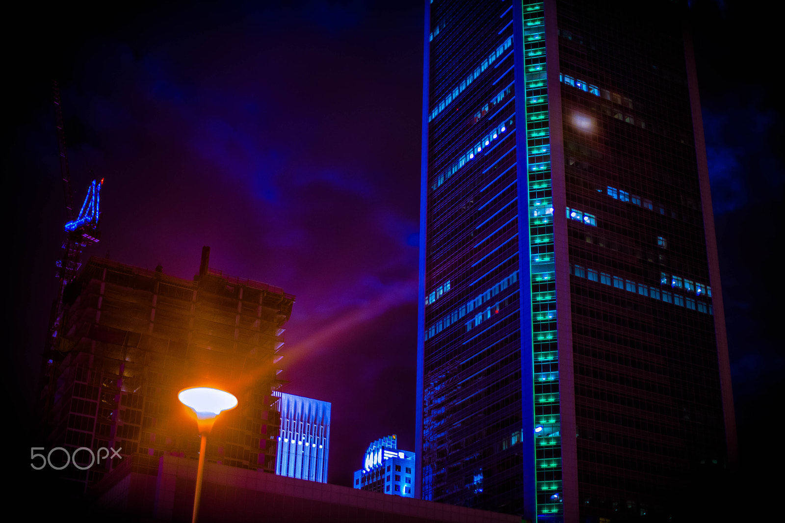 Sony a7 + Canon EF 50mm F1.4 USM sample photo. A growing skyline photography