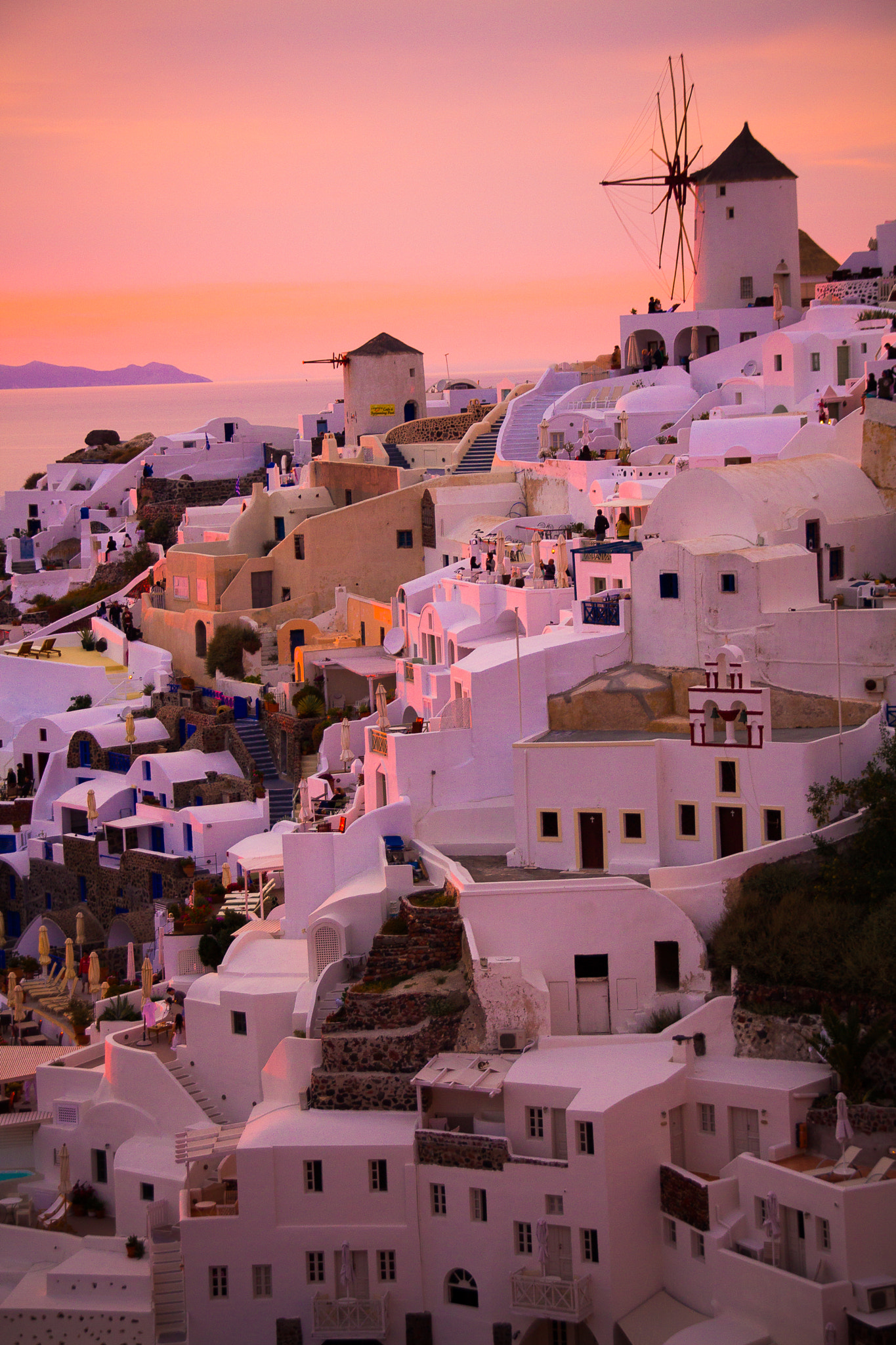 Sigma 18-200mm f/3.5-6.3 DC OS sample photo. Oia sunset photography