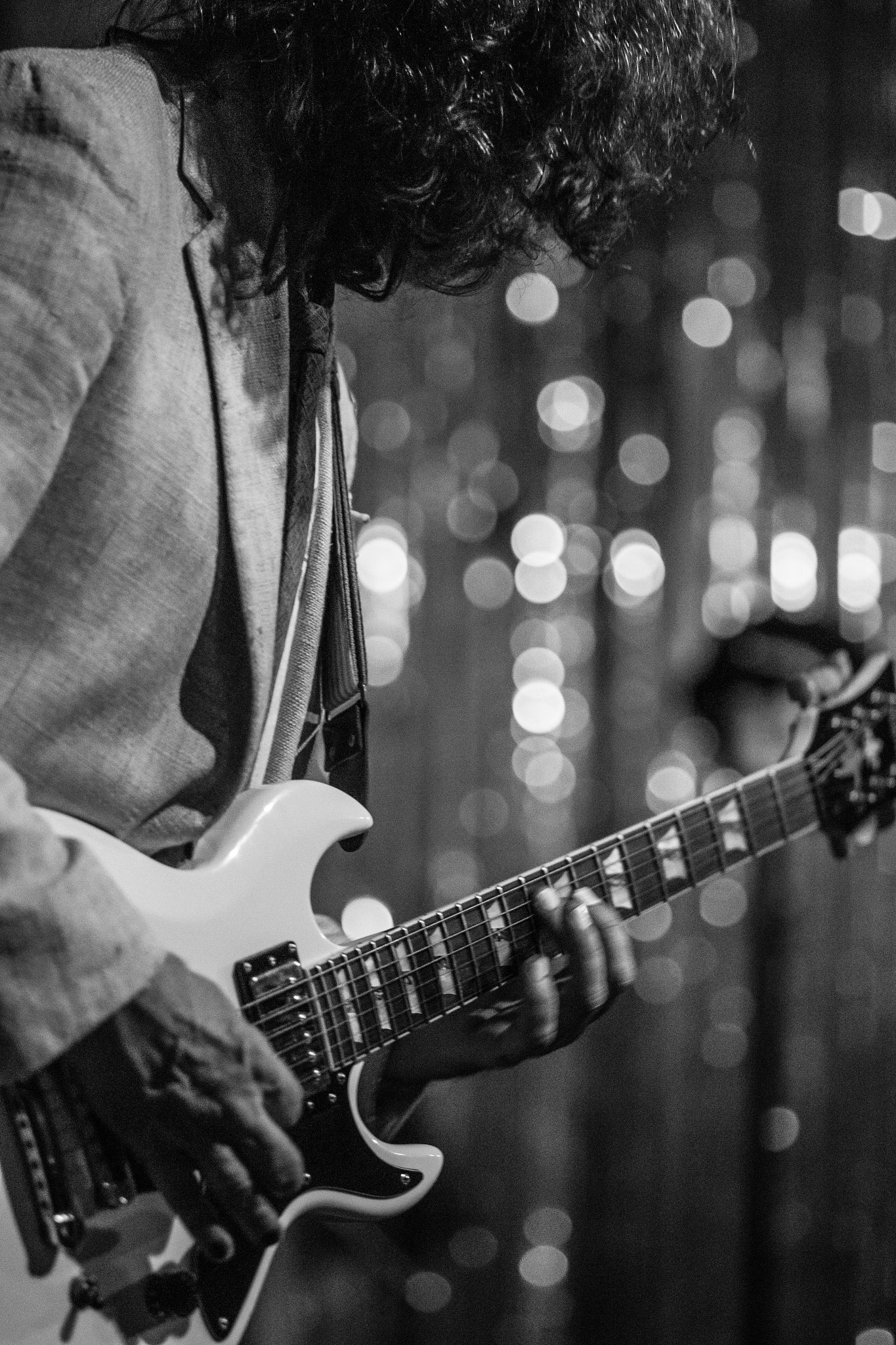 Canon EOS 650D (EOS Rebel T4i / EOS Kiss X6i) sample photo. The guitarist photography