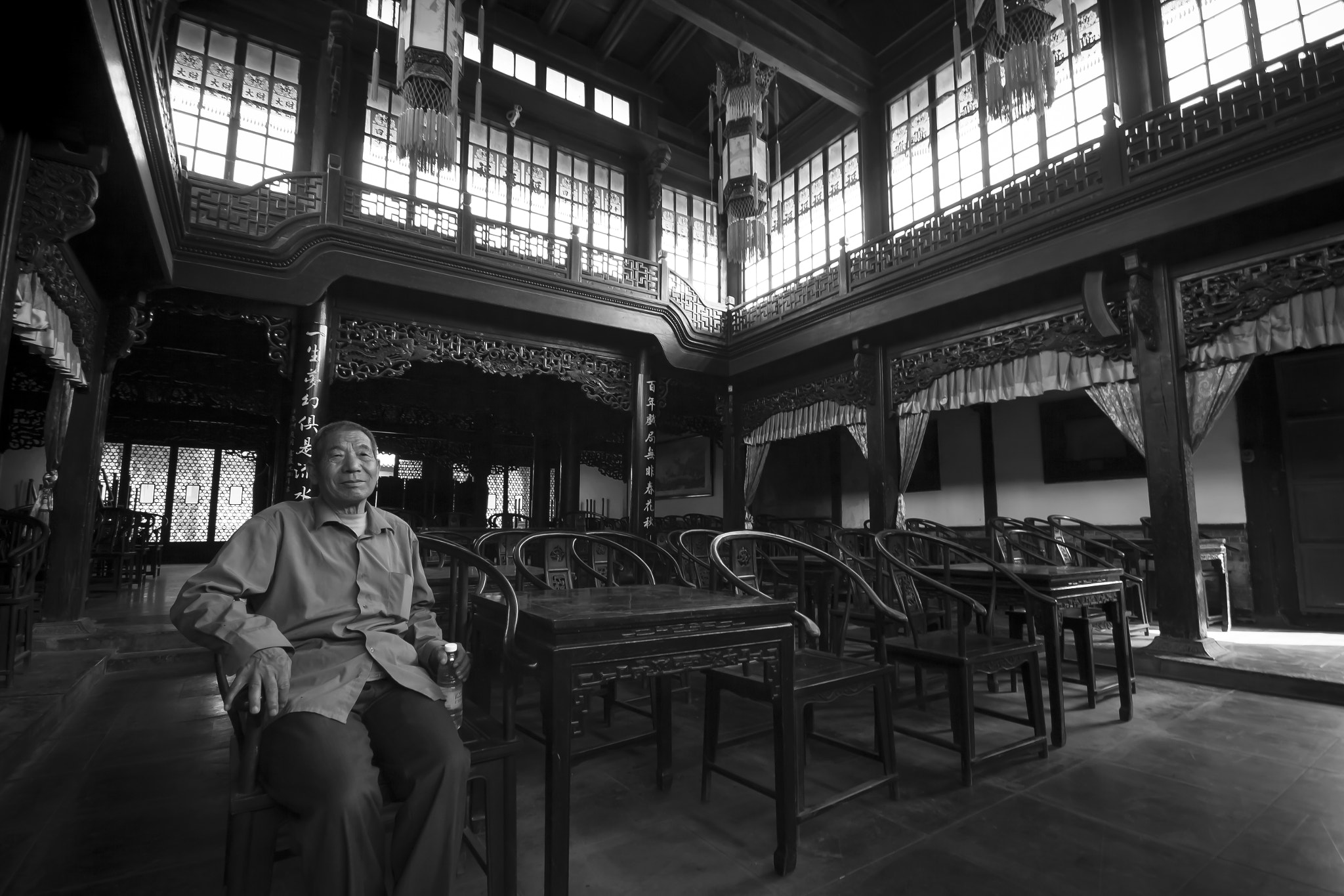Sigma 10-20mm F4-5.6 EX DC HSM sample photo. Old chinese theater photography