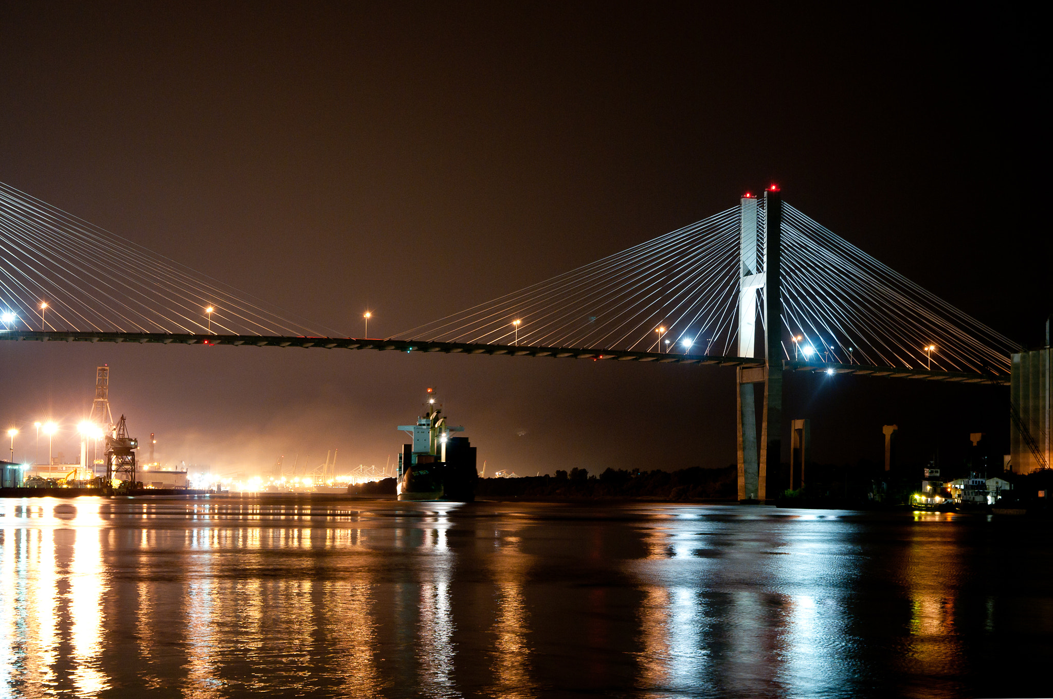 Nikon D300S + Sigma 18-50mm F2.8 EX DC Macro sample photo. Leaving port photography