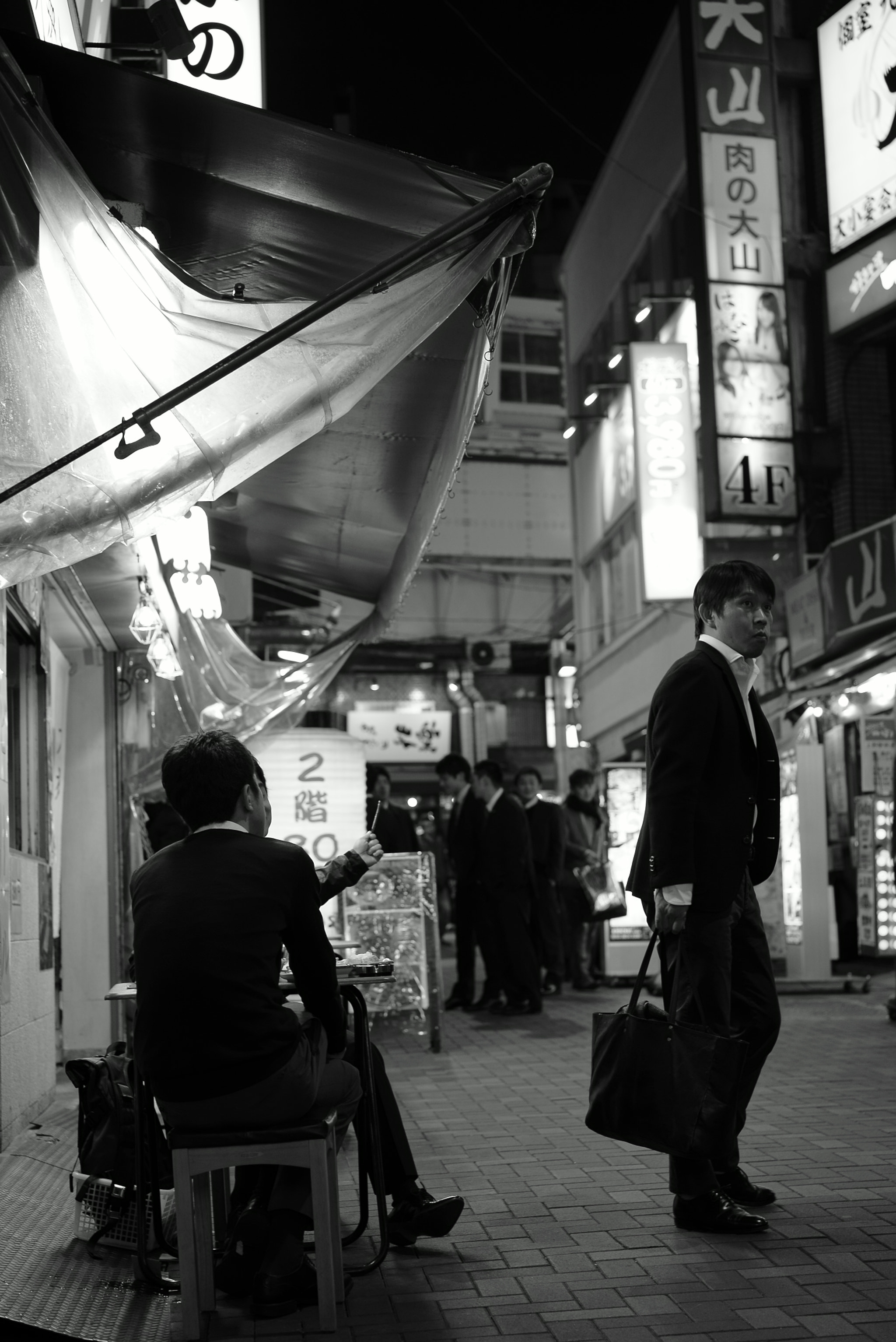 Sony a7S + Sony Sonnar T* FE 55mm F1.8 ZA sample photo. Tokyo night snap photography