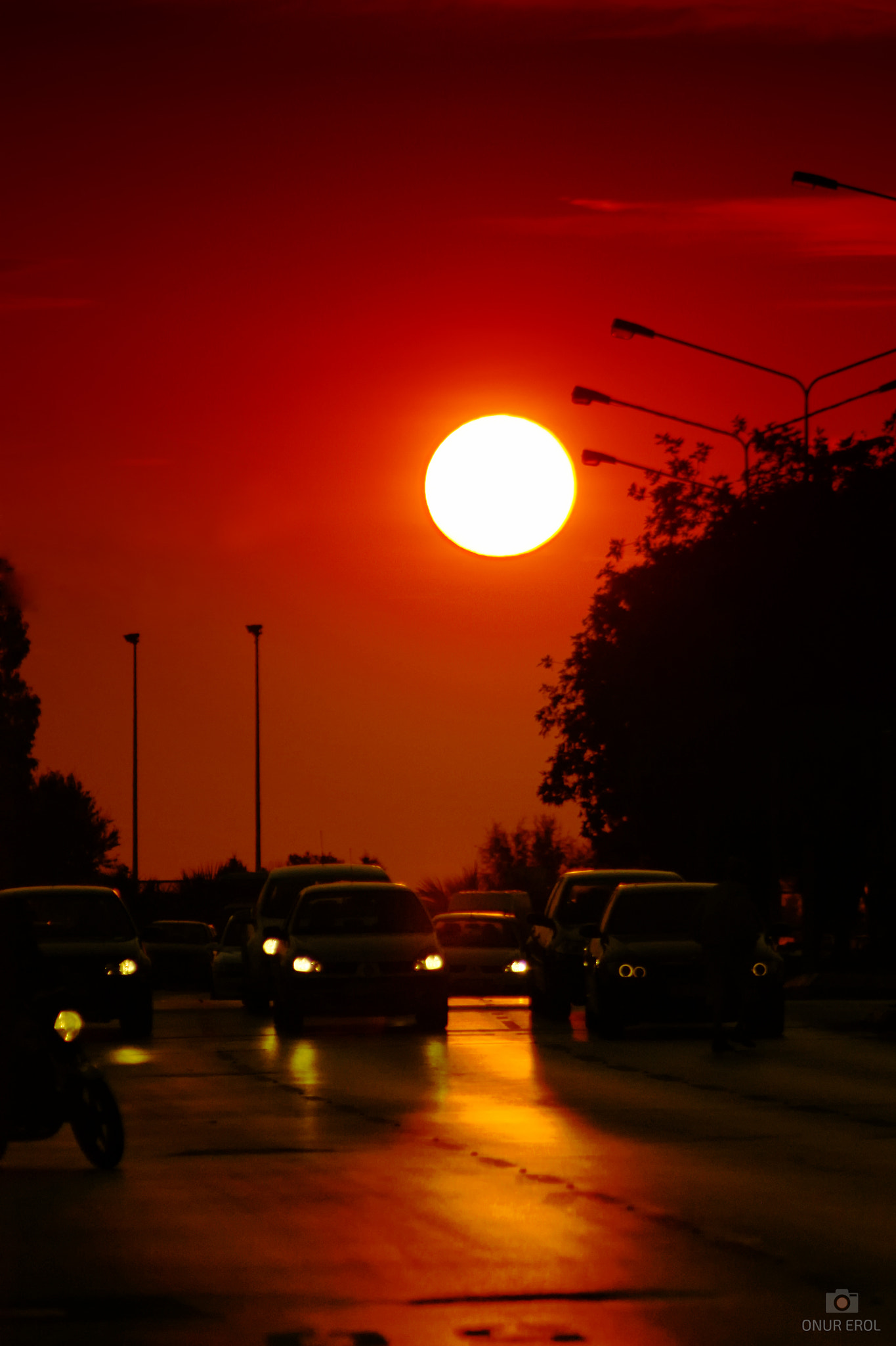 Canon EF 75-300mm f/4-5.6 USM sample photo. Sunset photography