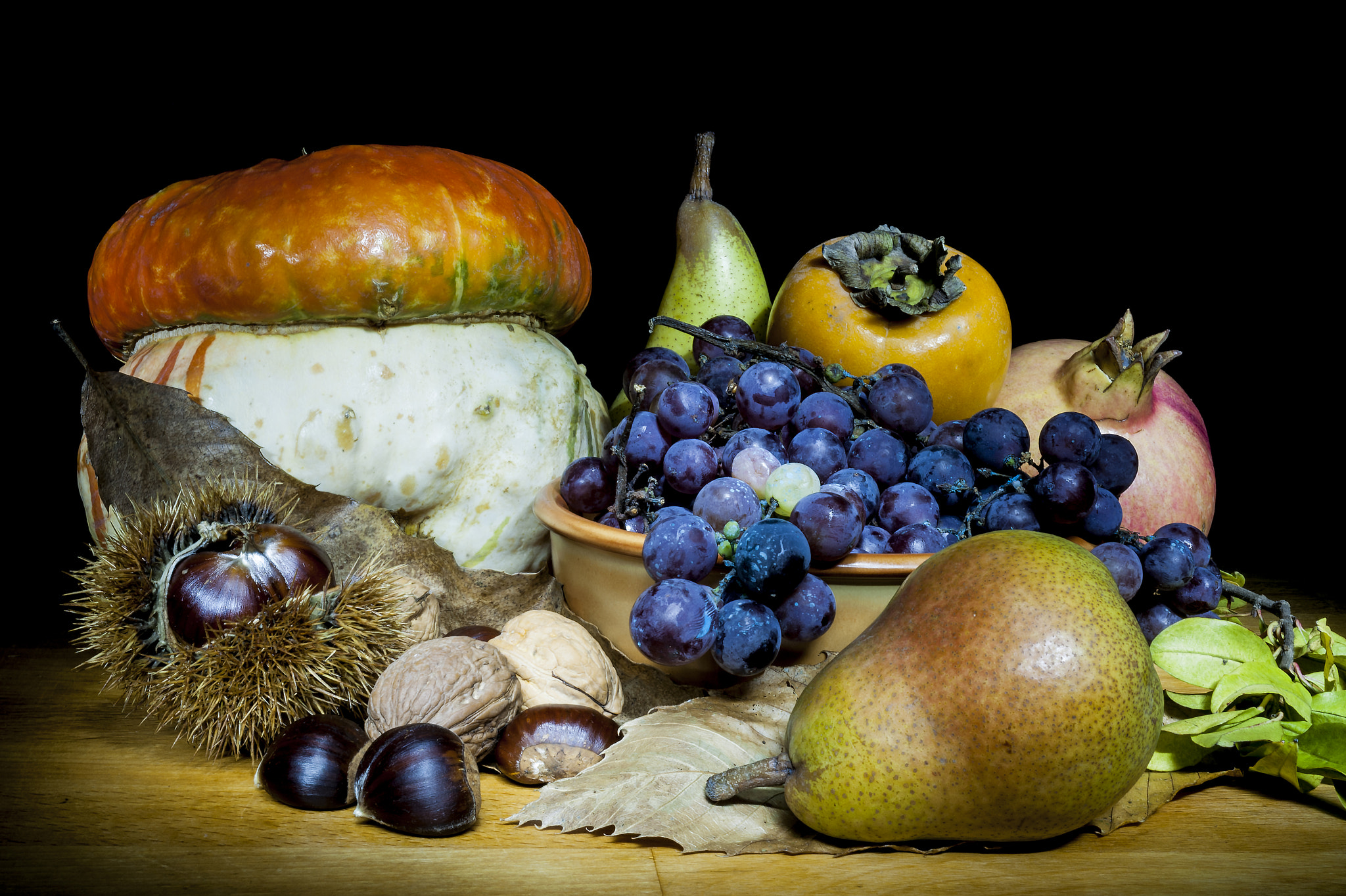 Nikon D700 + AF Micro-Nikkor 55mm f/2.8 sample photo. Autumn fruit photography