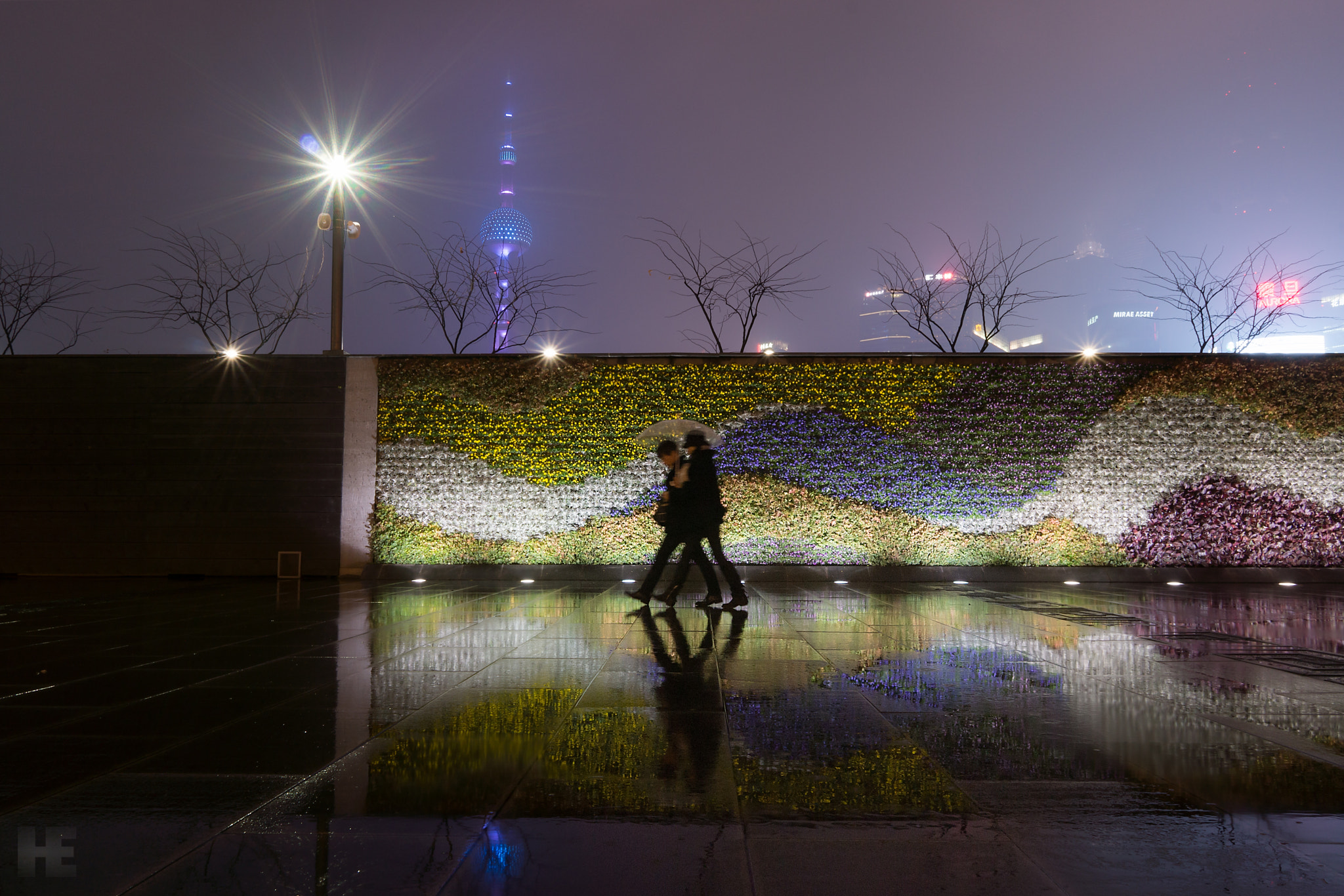 Sony Alpha NEX-7 + Sigma 19mm F2.8 EX DN sample photo. The bund of shanghai photography