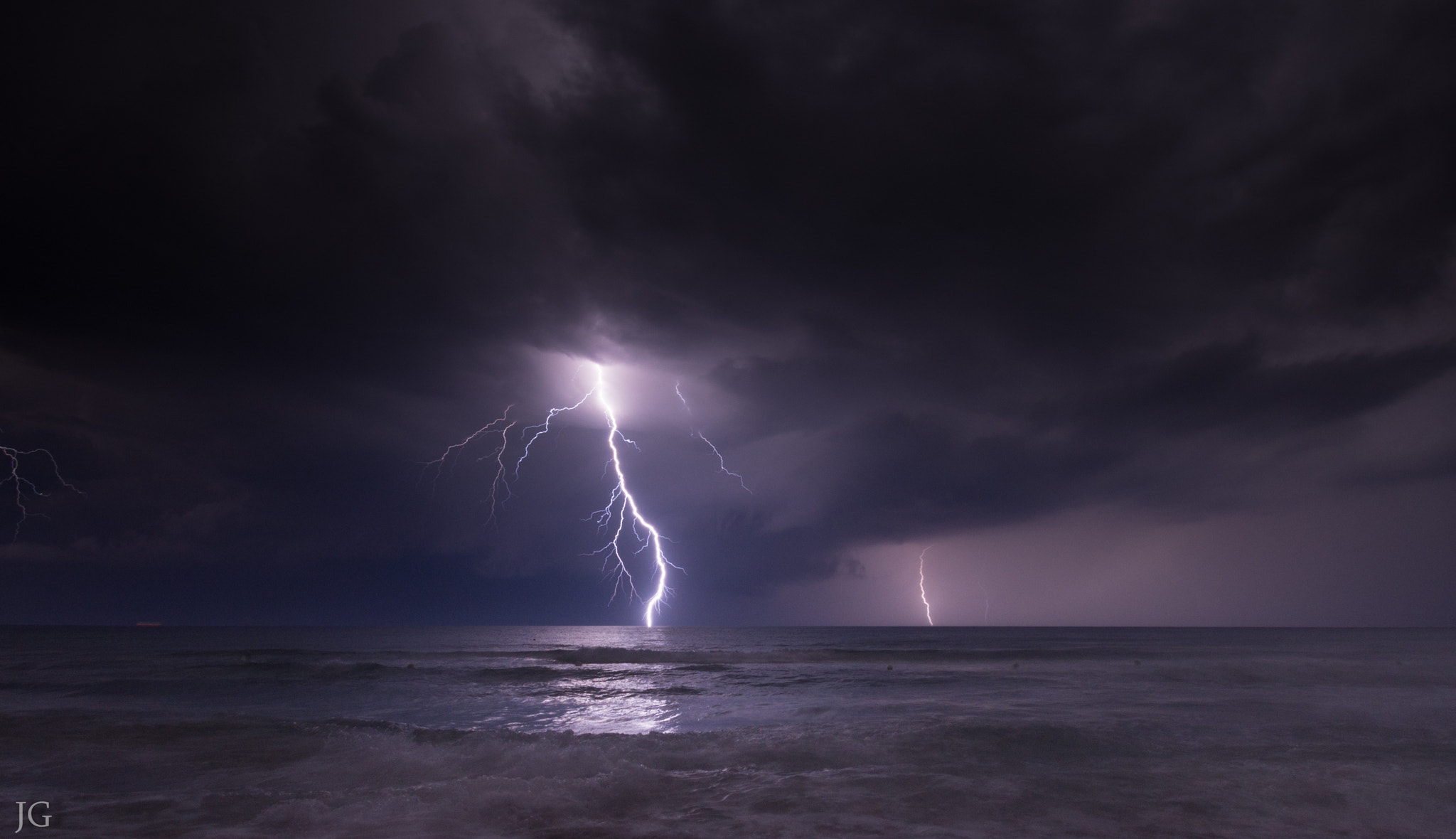 Pentax K-5 sample photo. Orage photography