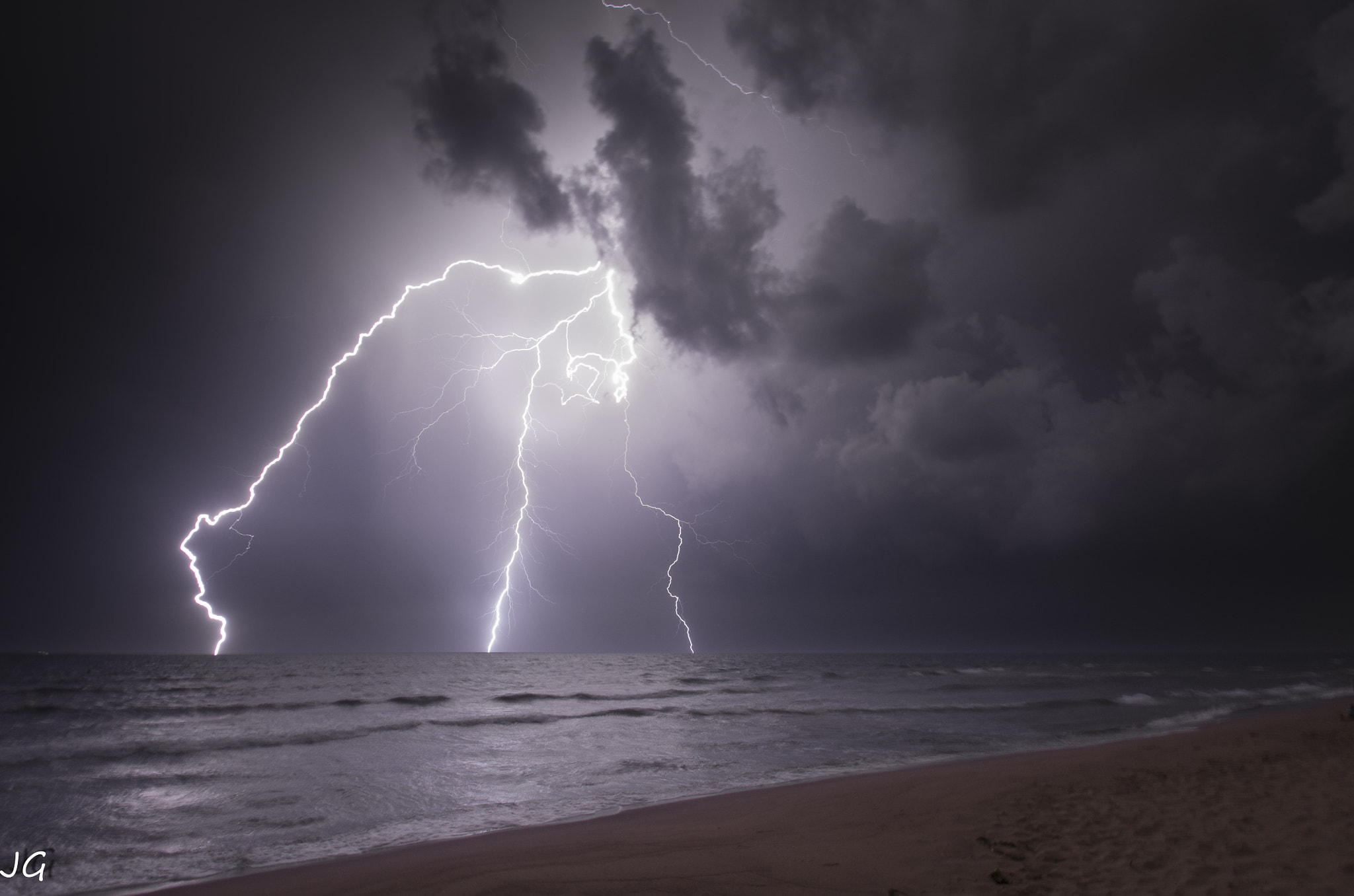 Pentax K-5 sample photo. Orage photography