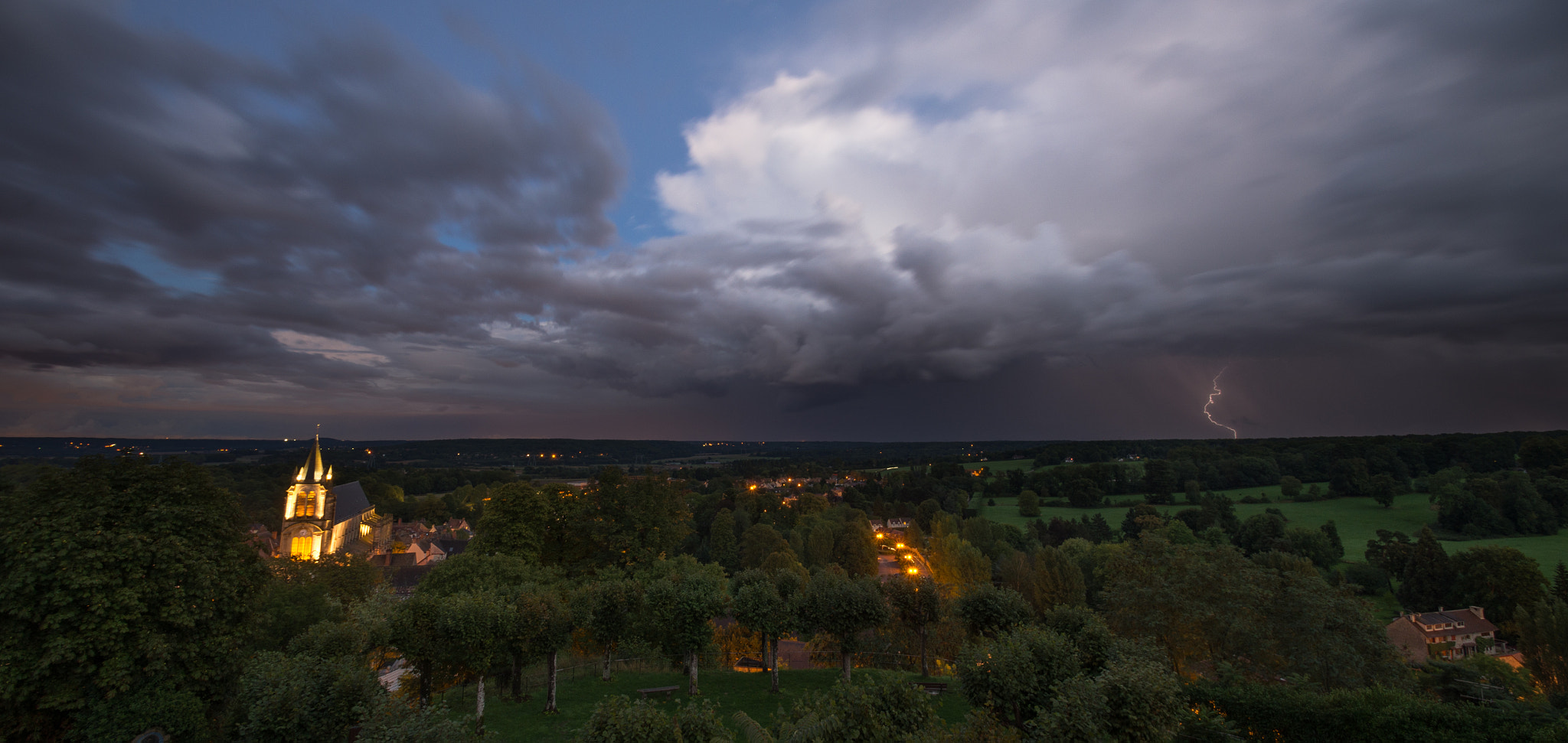 Pentax K-5 sample photo. Orage photography