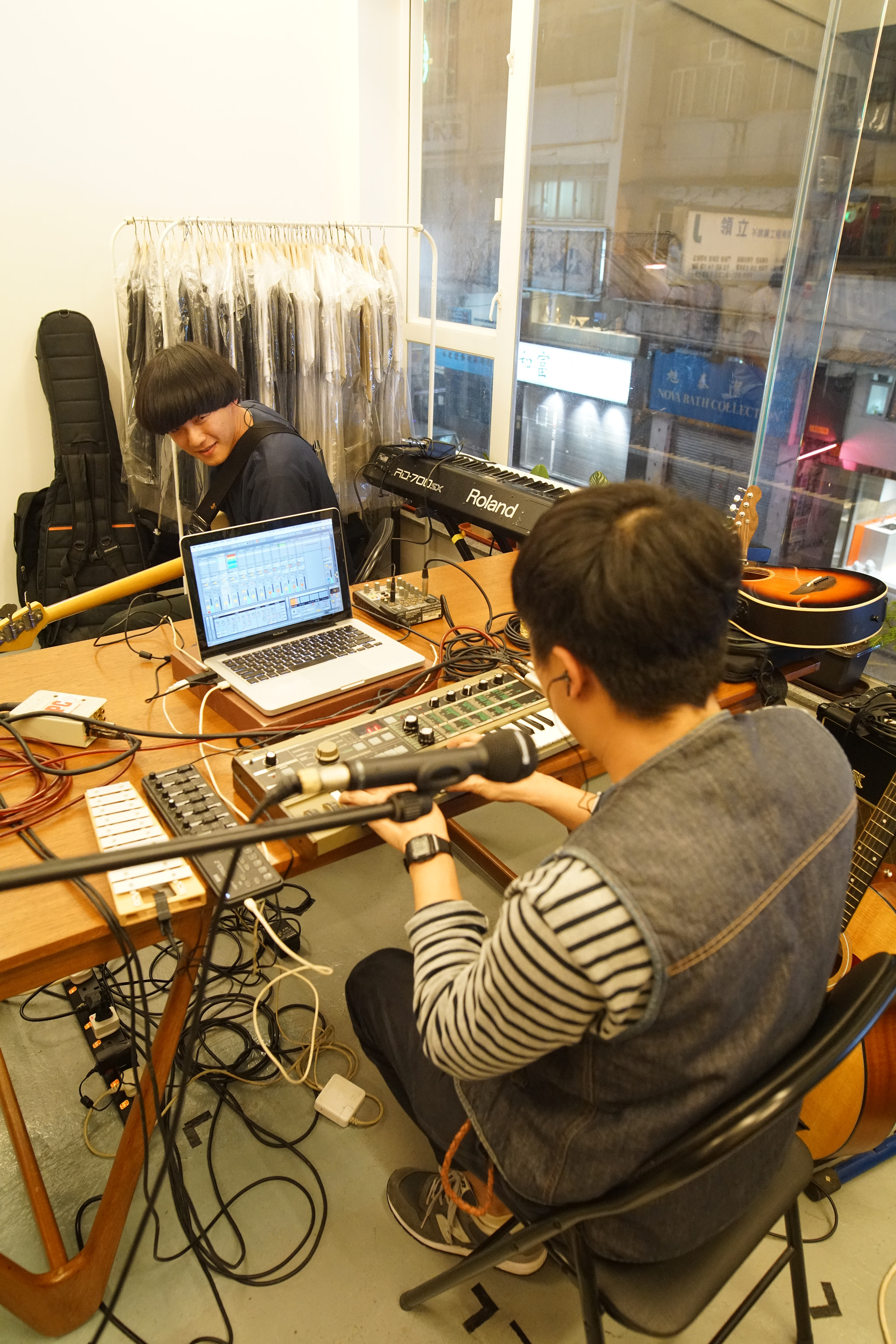 Sony a7R II + Sigma 24mm F1.4 DG HSM Art sample photo. White noise renewal in-store party photography