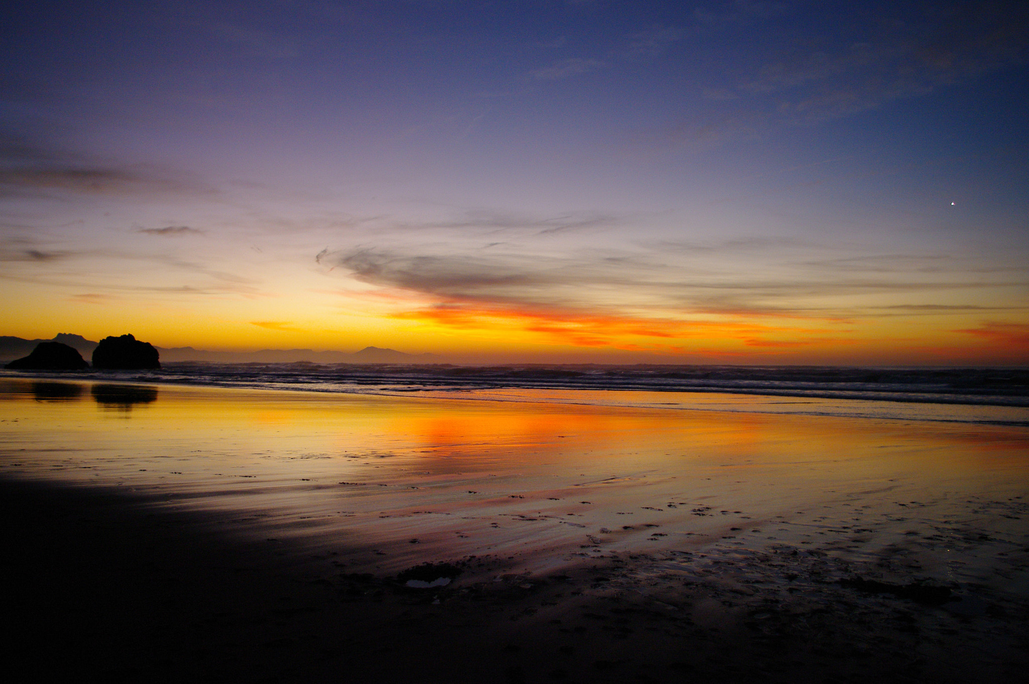Samsung/Schneider D-XENON 18-55mm F3.5-5.6 sample photo. Sunset milady photography