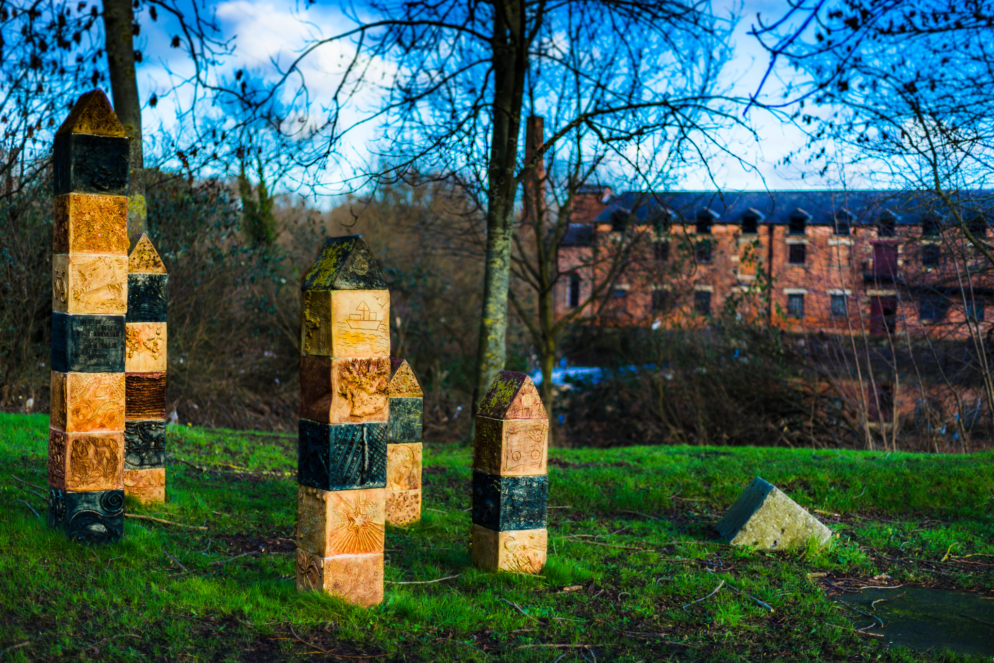 Sony a7 + Minolta AF 50mm F1.4 [New] sample photo. Pyramid of arts sculpture at thwaite mills, leeds photography