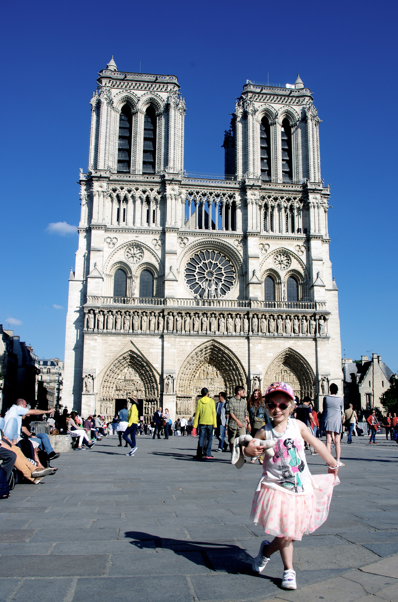 Pentax K-5 sample photo. Curtsey at notre dame photography