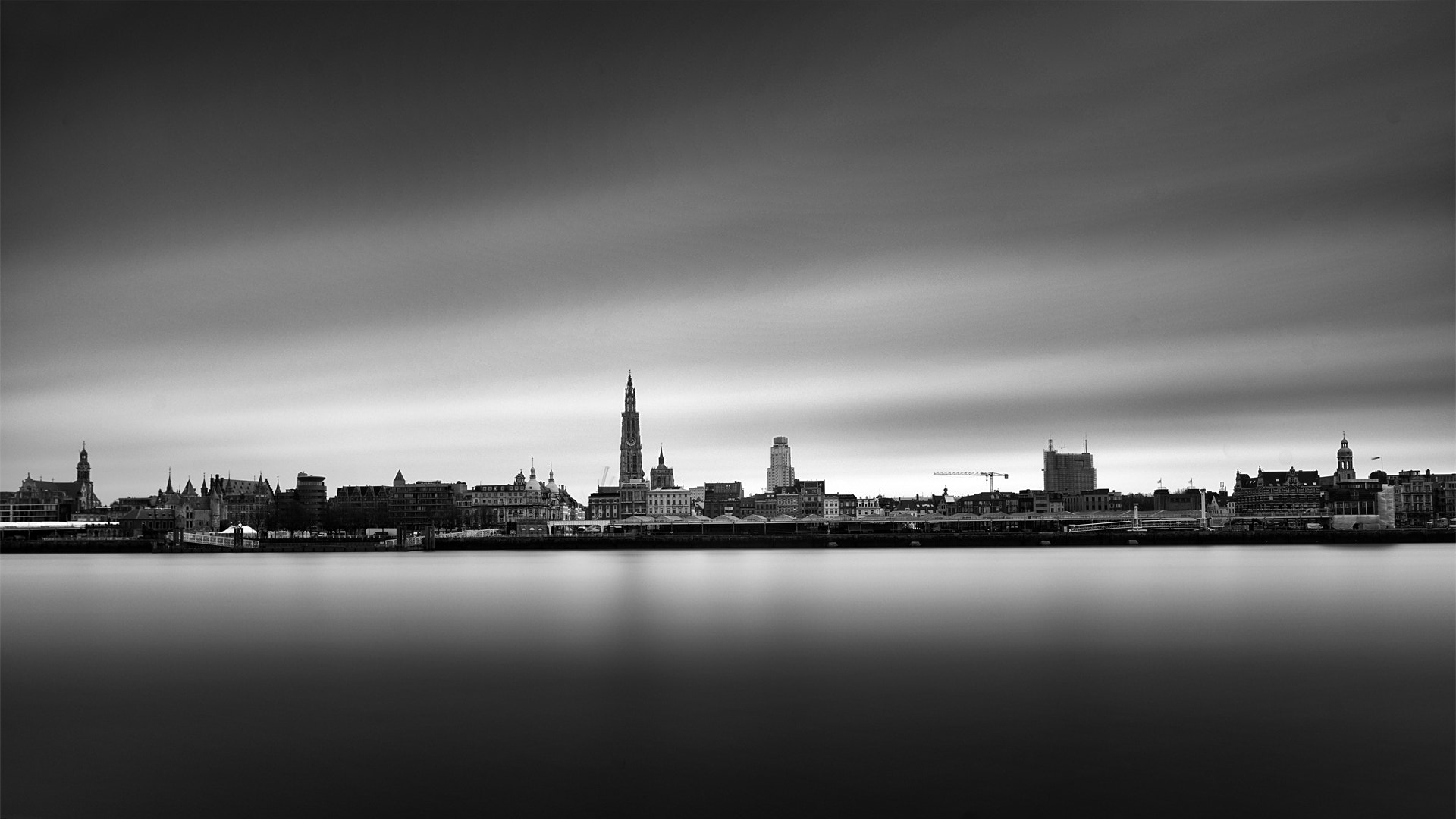 24mm F3.5 G II sample photo. Antwerp 35 seconds photography