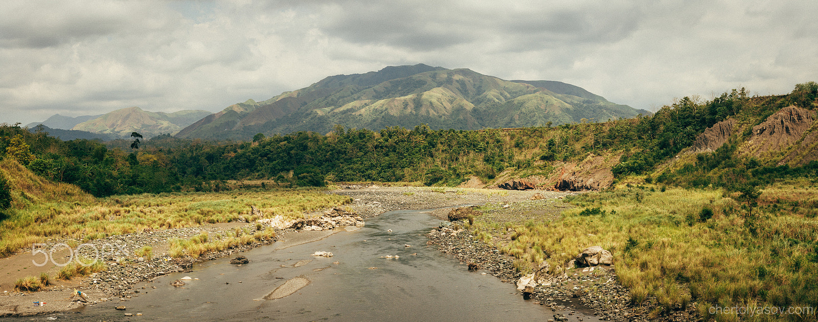 Canon EOS 30D + Canon EF 50mm F1.4 USM sample photo. Mindoro photography