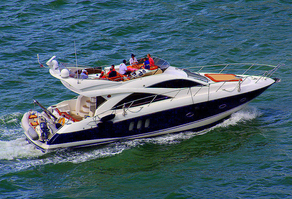 Canon EF 75-300mm f/4-5.6 USM sample photo. Enjoying the  sun photography