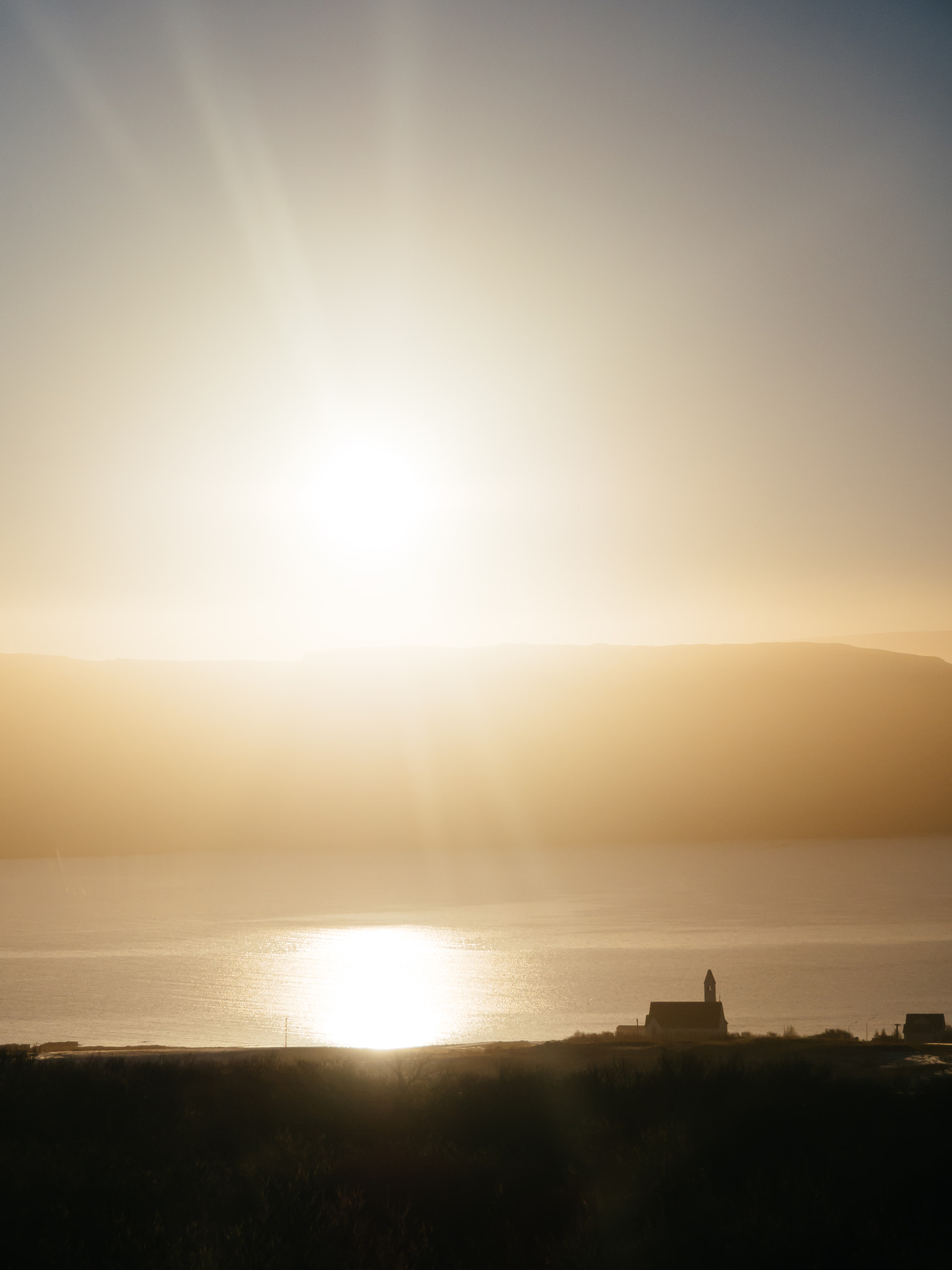 Olympus OM-D E-M10 sample photo. Ray of light photography
