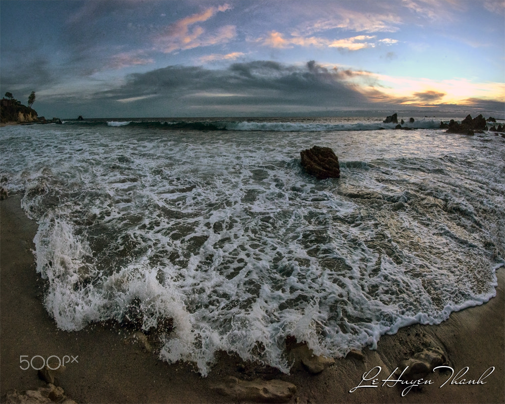 Nikon D800E + Nikon AF Fisheye-Nikkor 16mm F2.8D sample photo. The waves photography