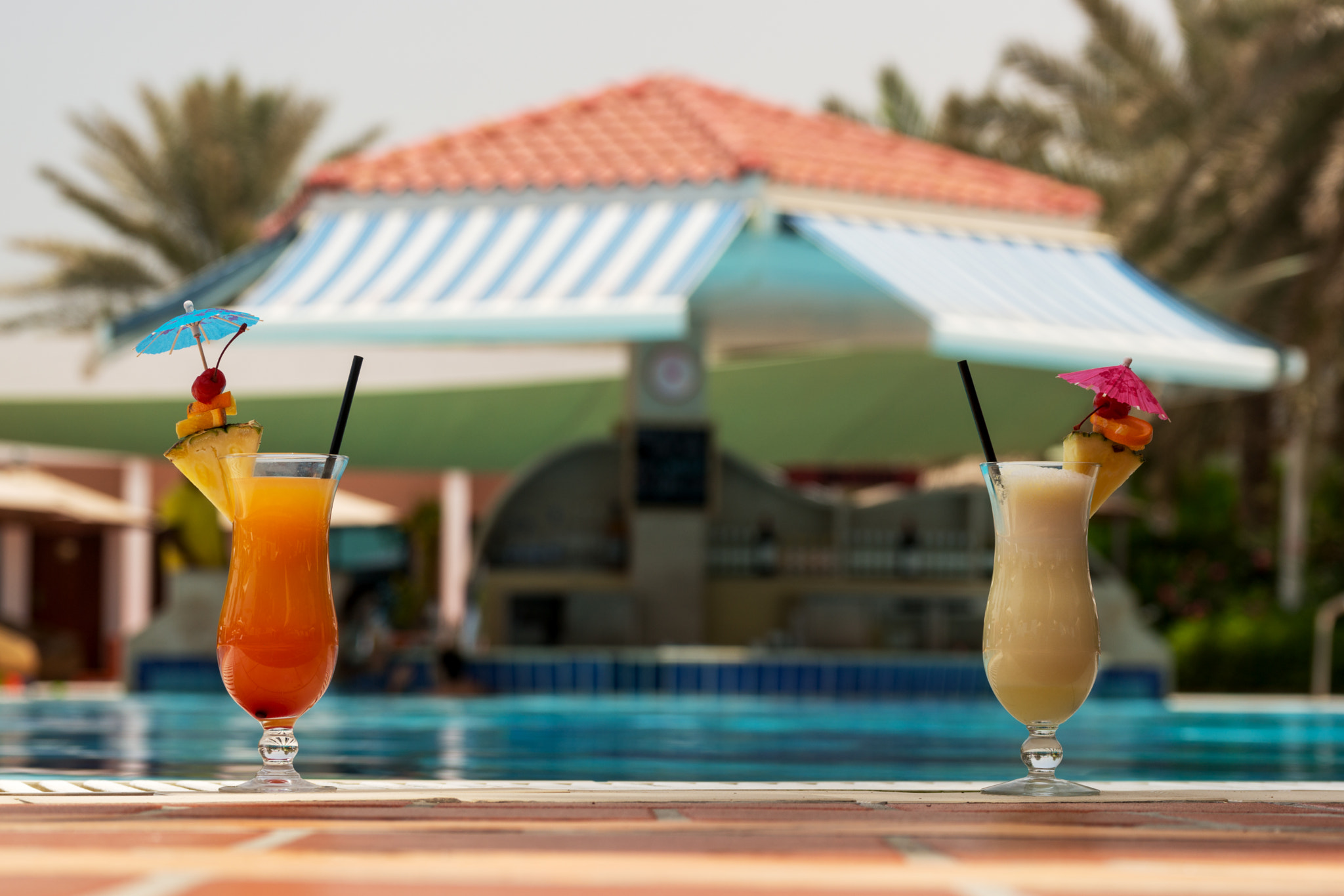 Tamron SP 70-300mm F4-5.6 Di USD sample photo. Beach cocktail, double please photography