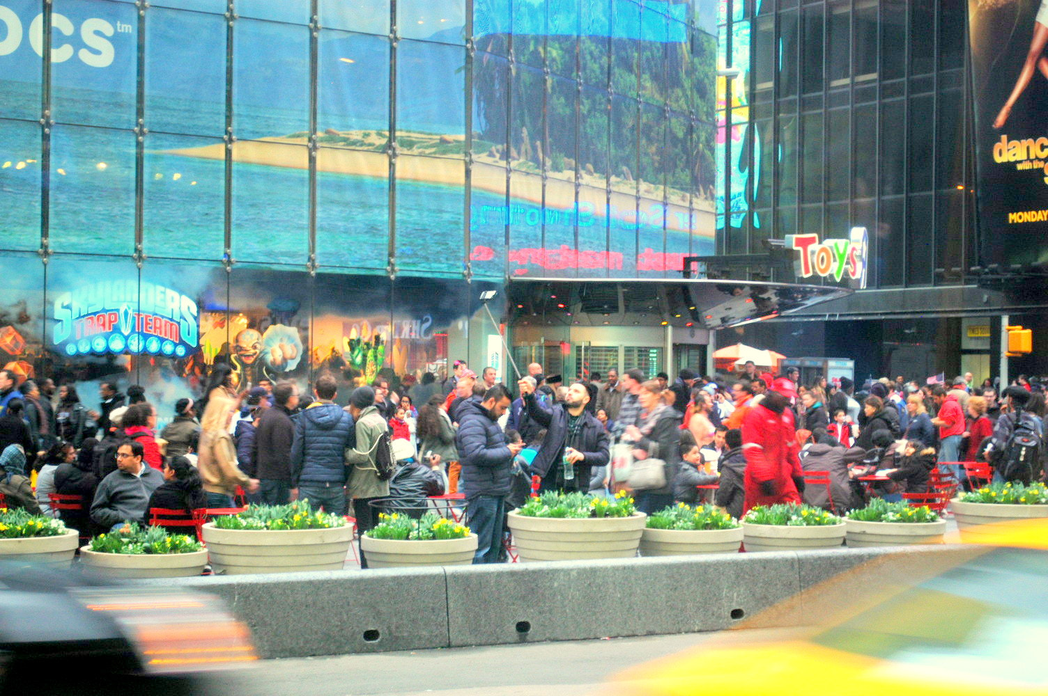Nikon D100 sample photo. Hustle and bustle.... photography
