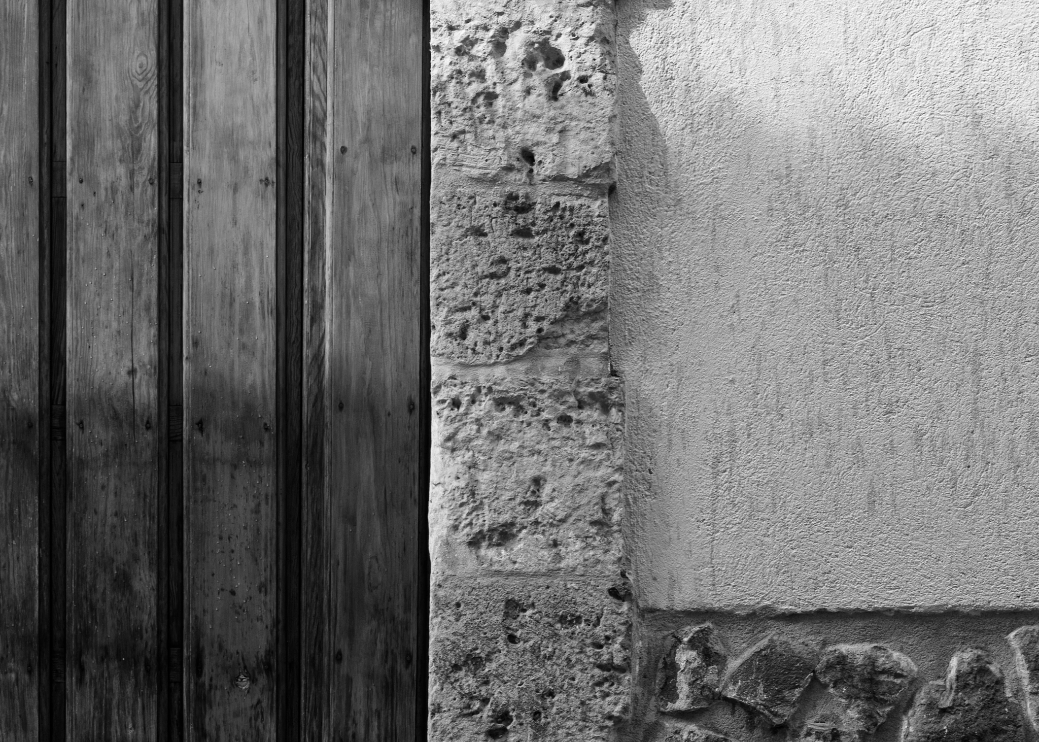 Sony E 35mm F1.8 OSS sample photo. Wood-n-wall. photography