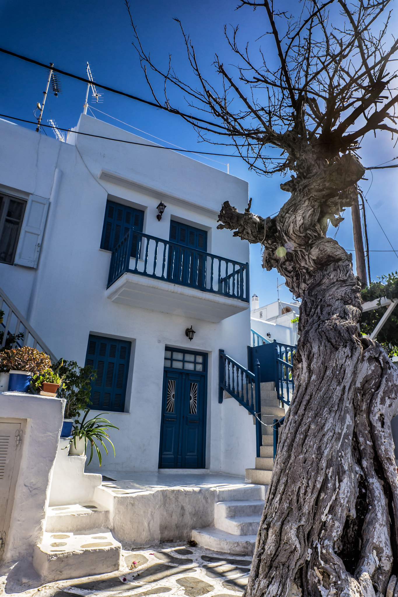 24-70mm F2.8-2.8 SSM sample photo. Mykonos photography