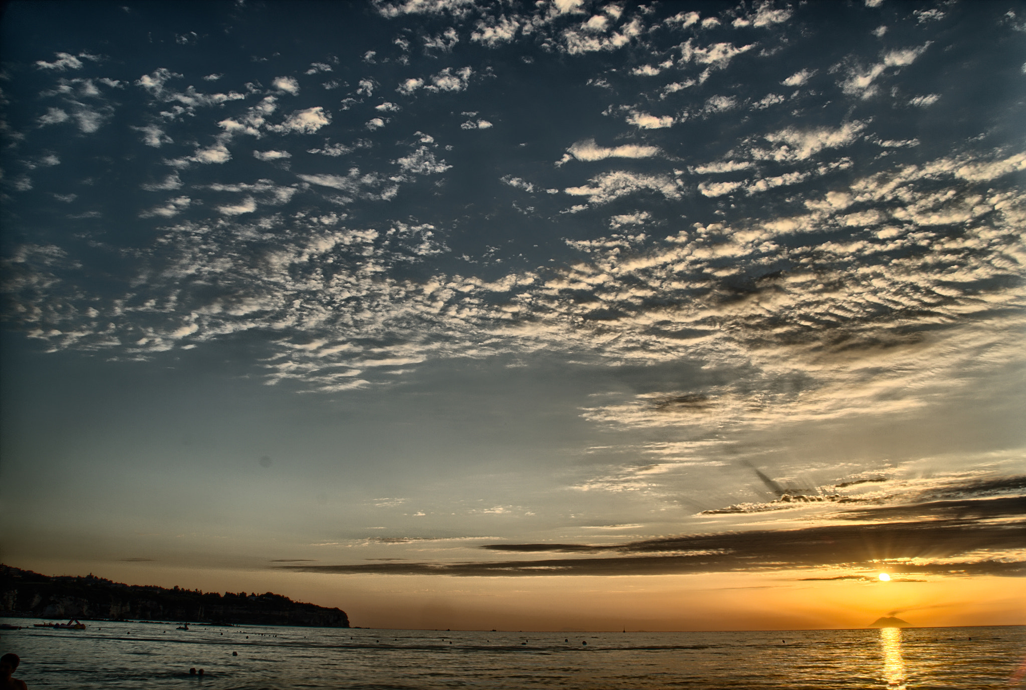 18.0 - 200.0 mm sample photo. Hdr photography
