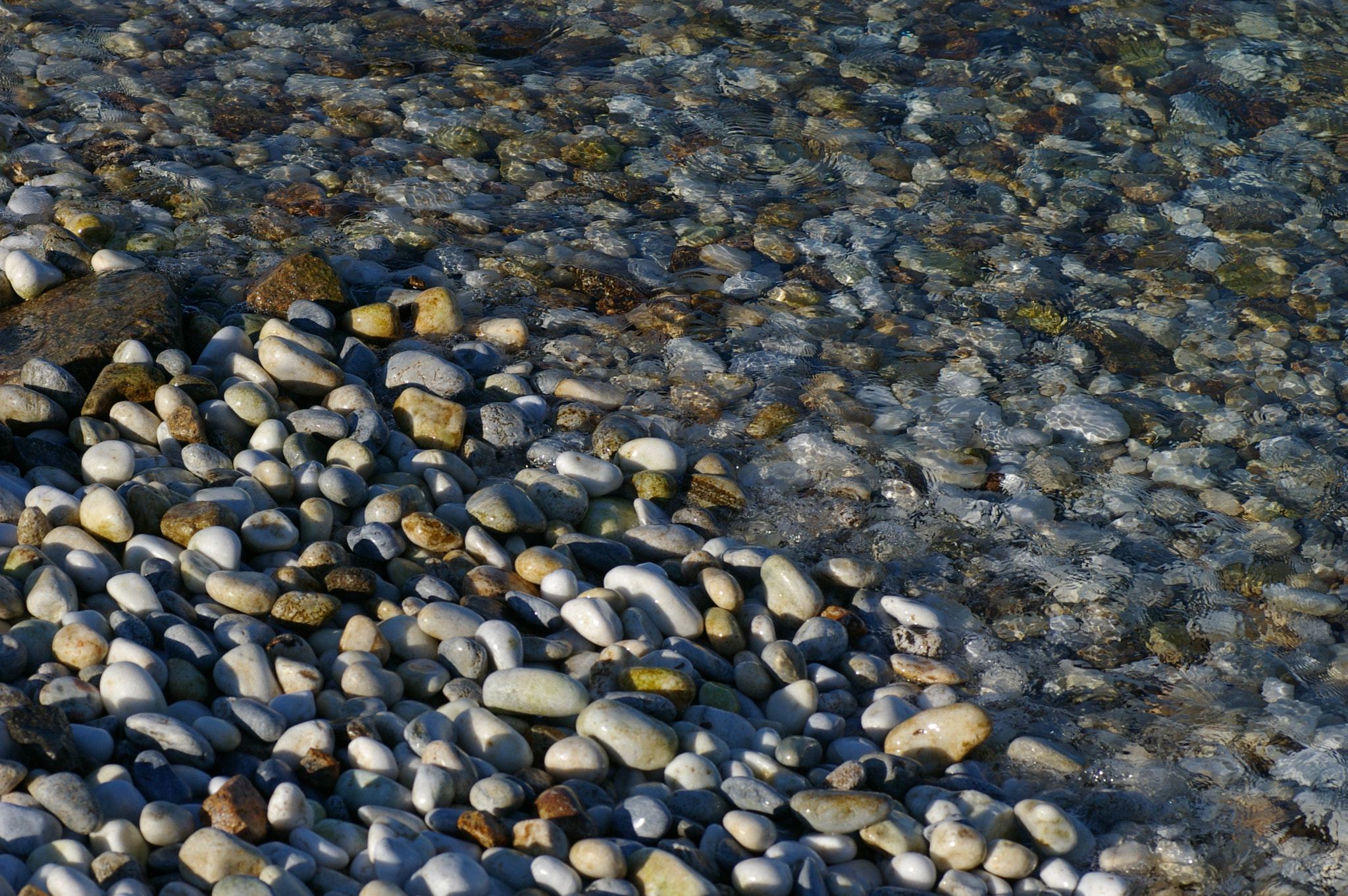 Pentax *ist DL + Tamron SP AF 90mm F2.8 Di Macro sample photo. Marble beach, osaka, japan. photography