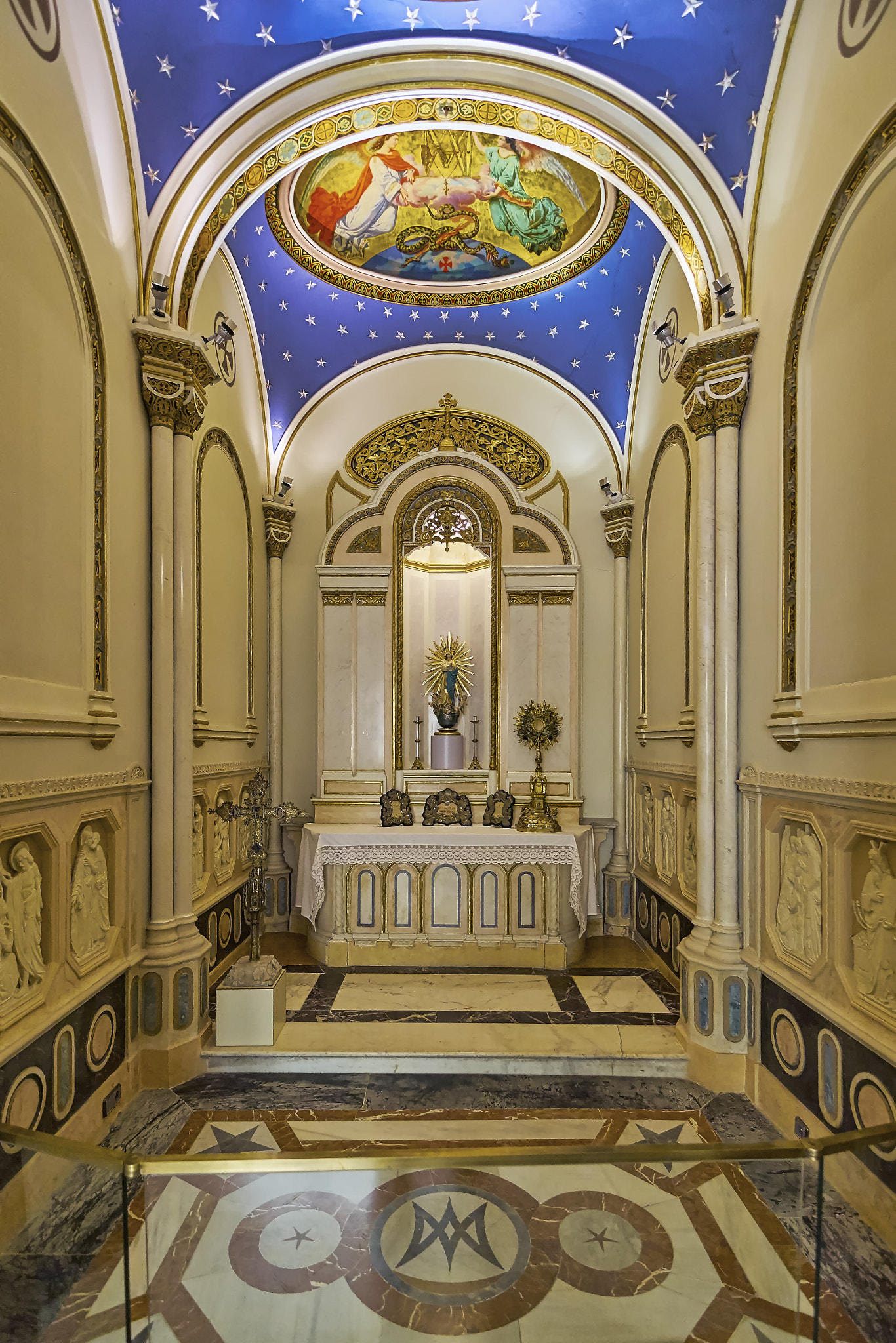 Fujifilm X-T1 + Tokina AT-X Pro 11-16mm F2.8 DX II sample photo. Oratorio del palacio del marqués de dos aguas - valencia photography