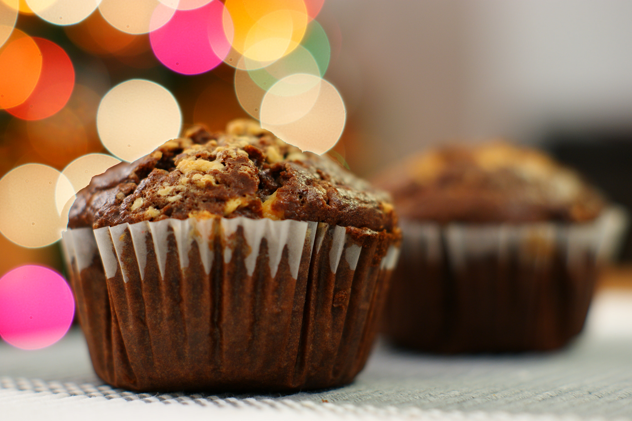 Sony Alpha DSLR-A350 + Sony DT 50mm F1.8 SAM sample photo. Chocolate muffins photography