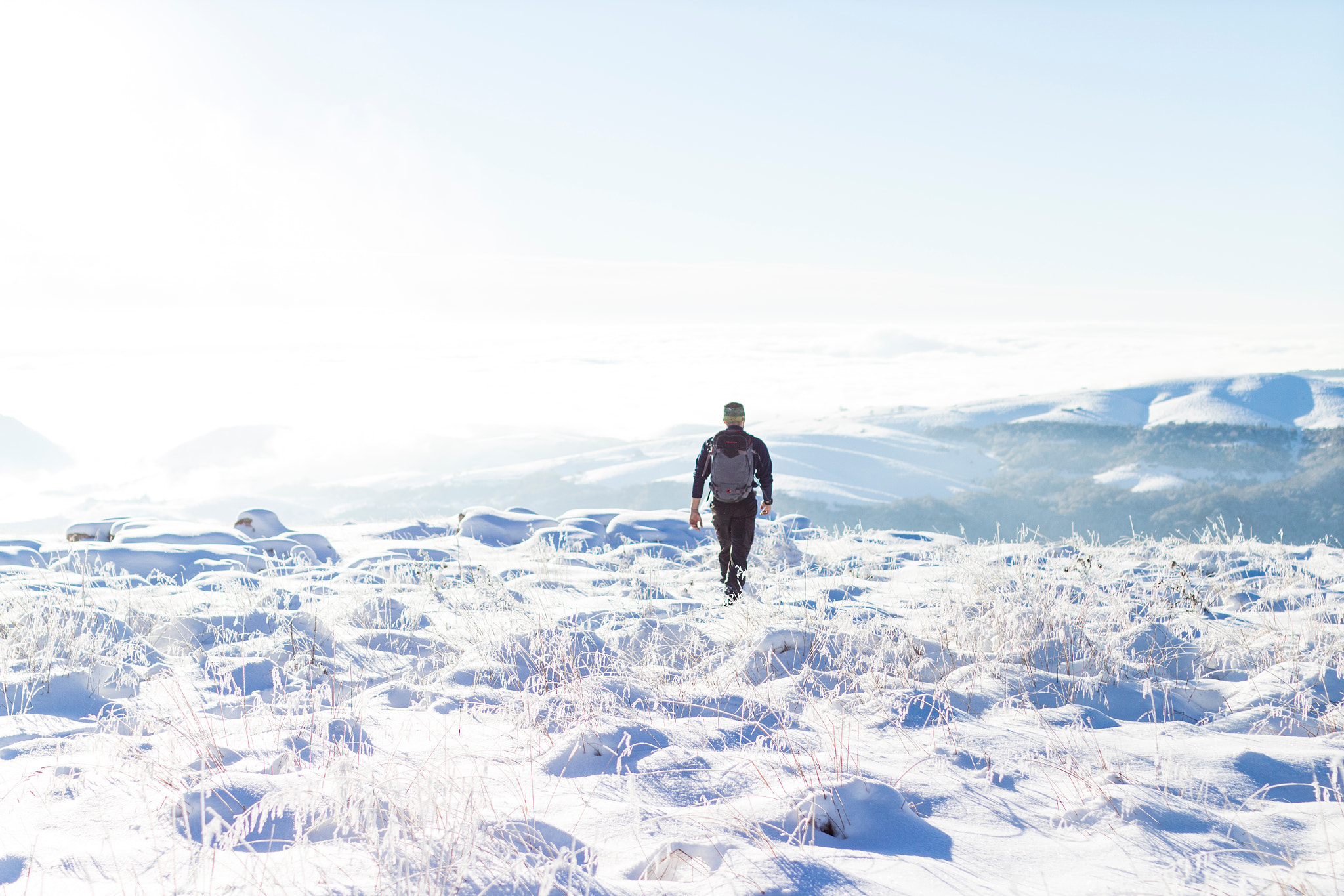 Canon EOS M + Sigma 35mm F1.4 DG HSM Art sample photo. Alone in a snow desert photography