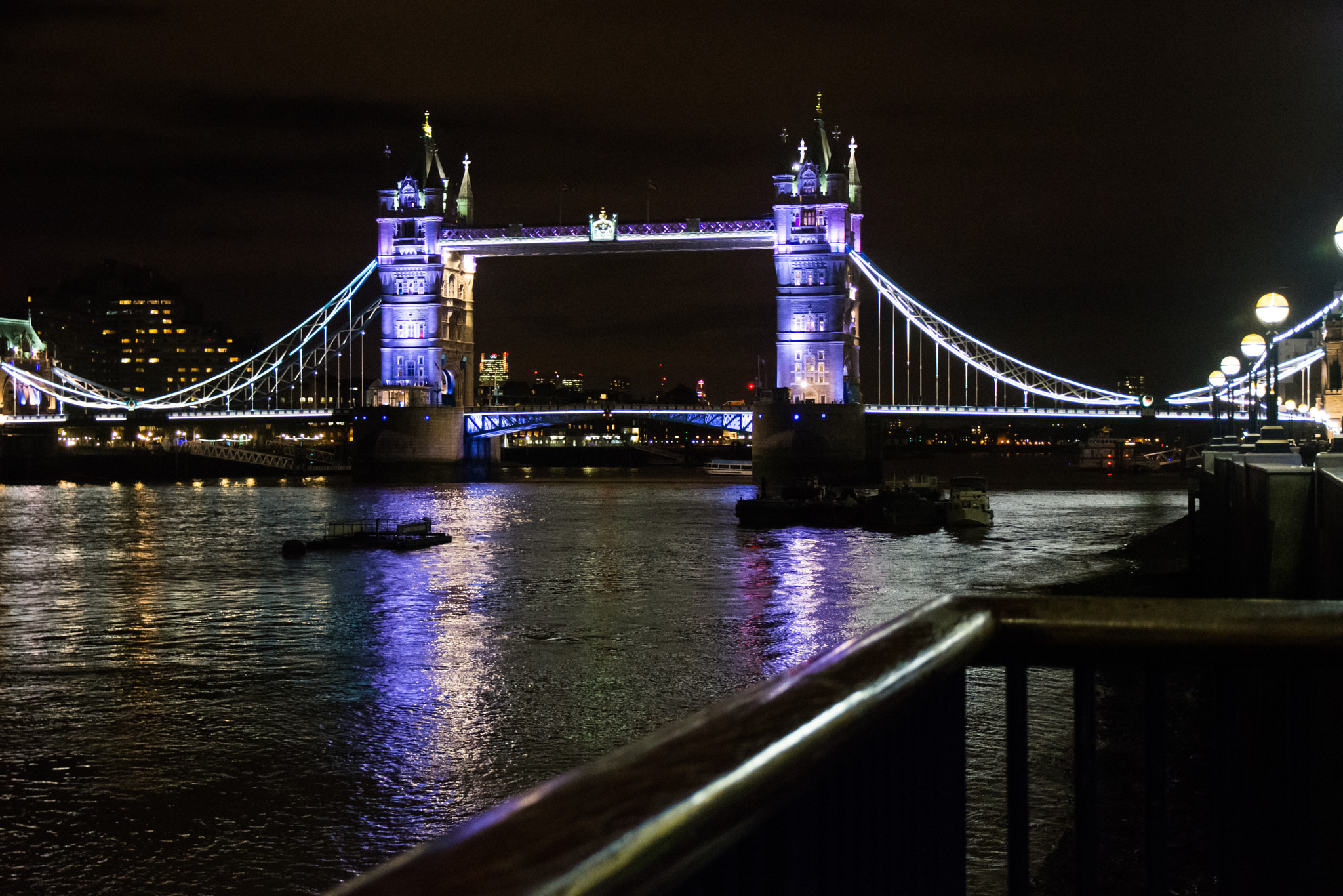 Sigma 17-70mm F2.8-4 DC Macro OS HSM | C sample photo. Tower bridge photography