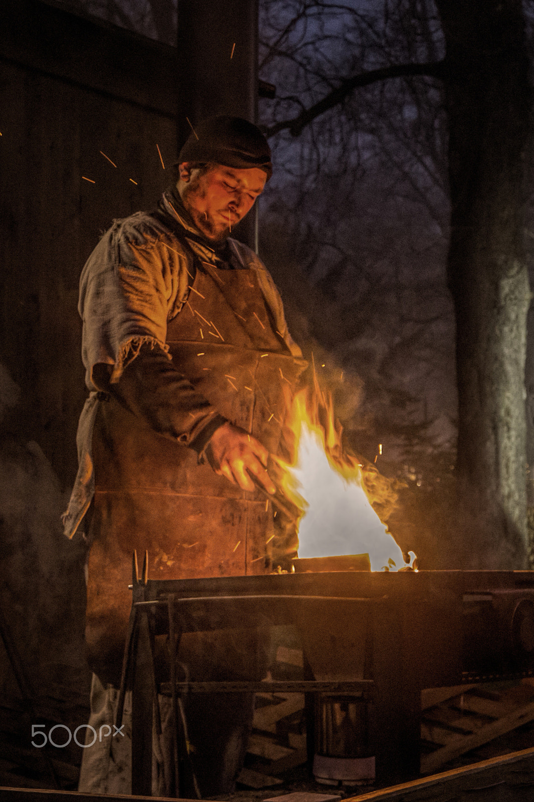 Canon EOS 600D (Rebel EOS T3i / EOS Kiss X5) + Canon EF 16-35mm F4L IS USM sample photo. The blacksmith #2 photography