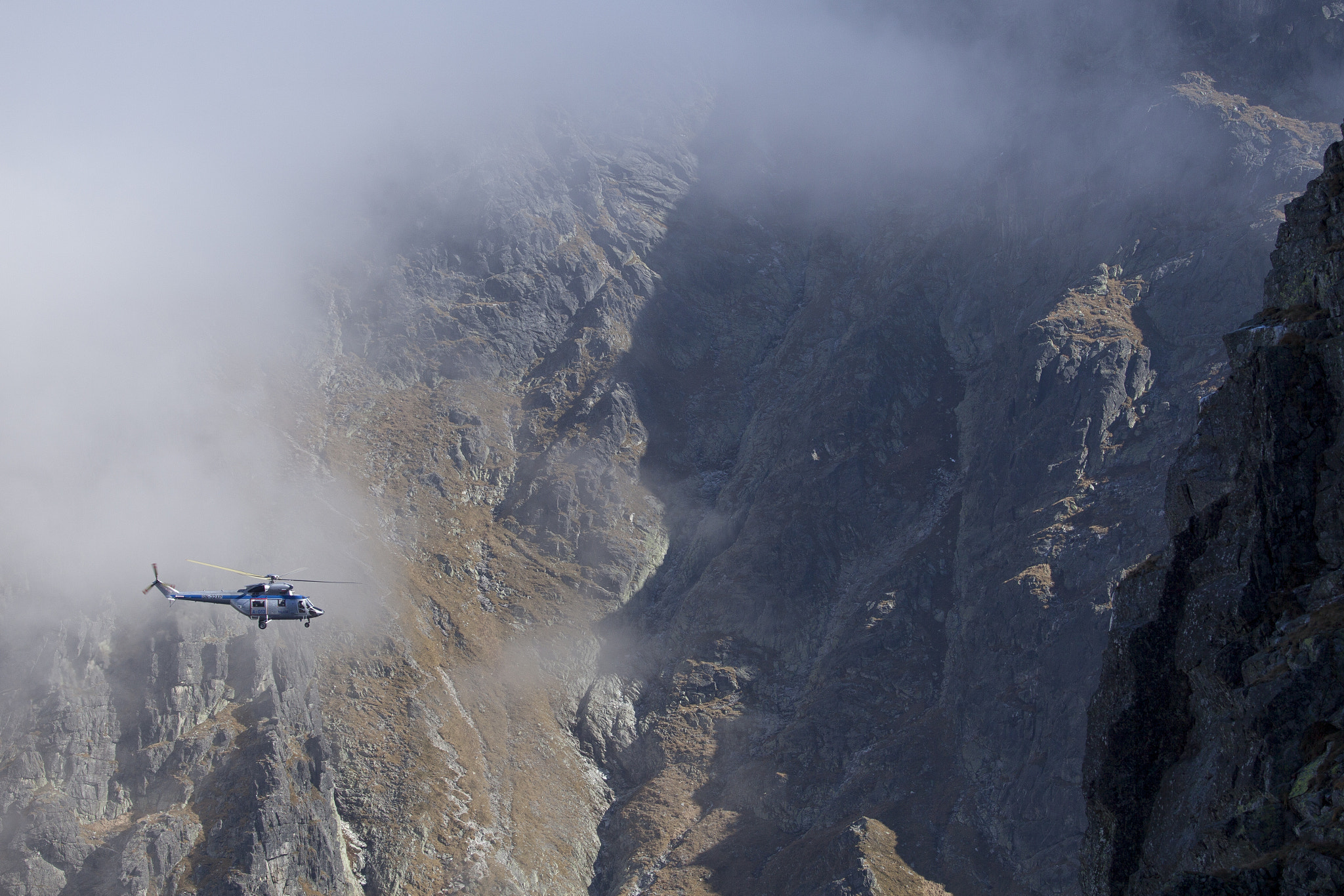 Canon EF 70-200mm F2.8L USM sample photo. Tatra mountains. the rescue helicopter. photography