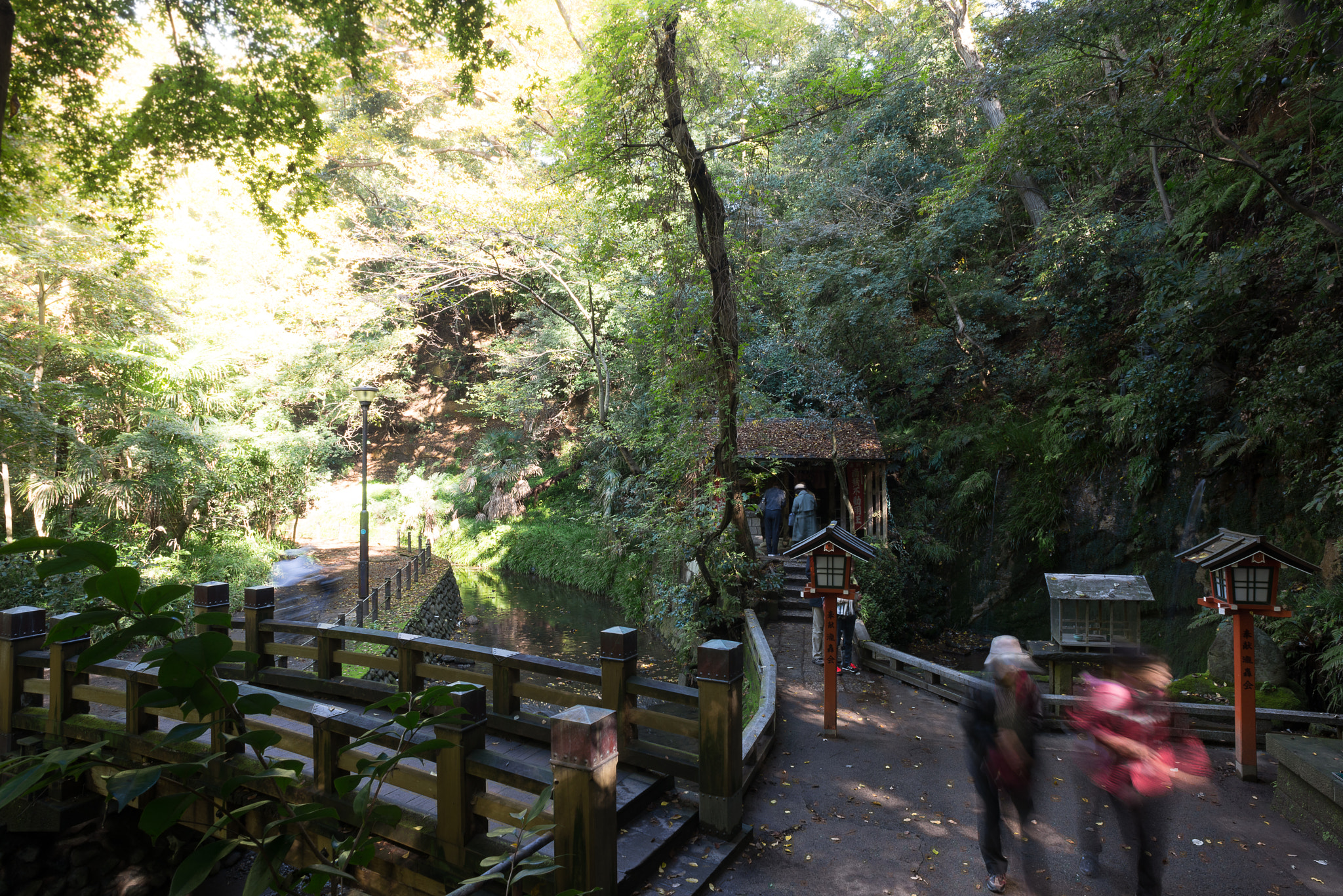 Nikon D600 + Nikon AF Nikkor 20mm F2.8D sample photo. The temple in the middle of the river photography