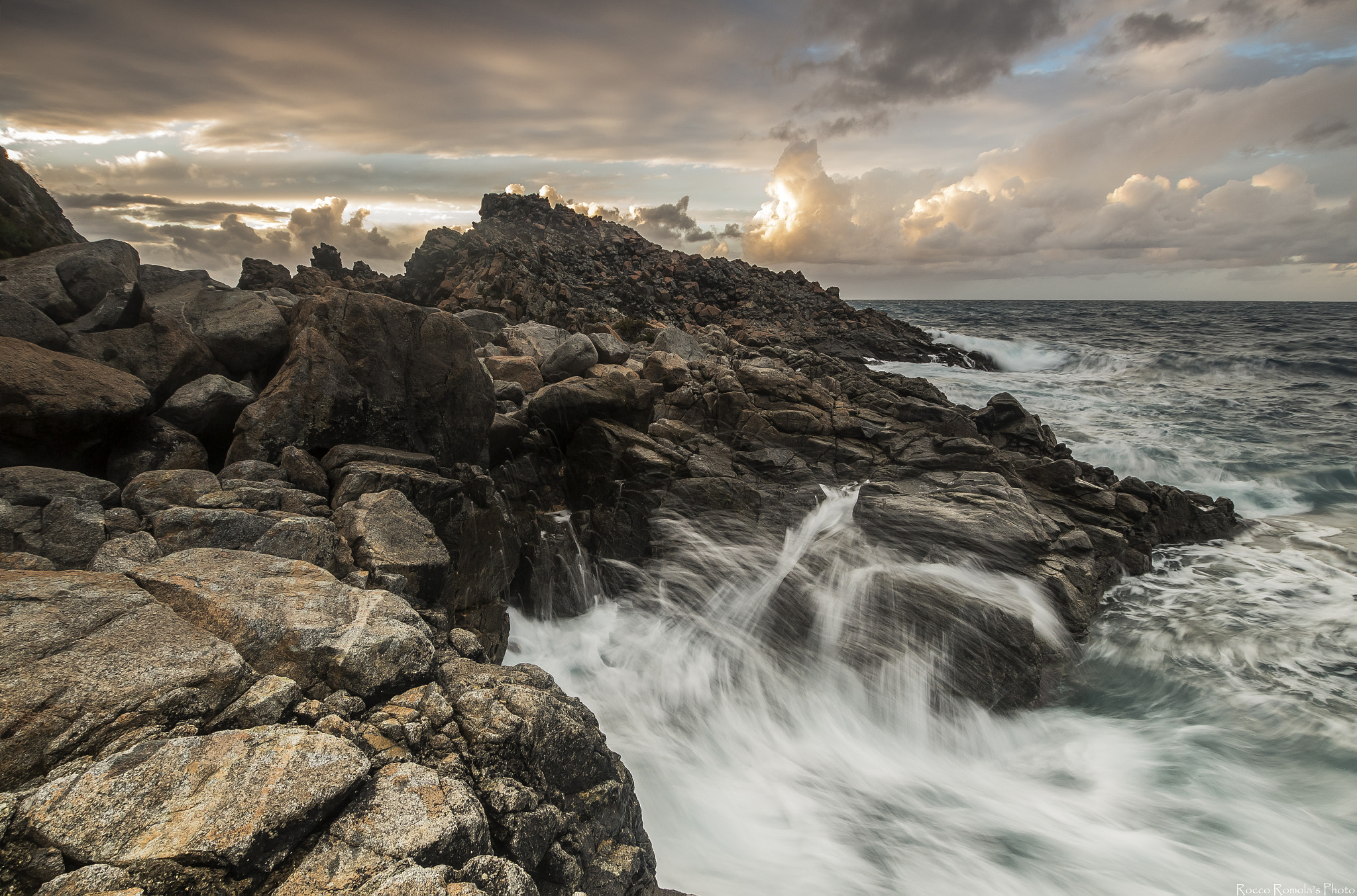 Canon EOS M sample photo. Rock vs sea photography